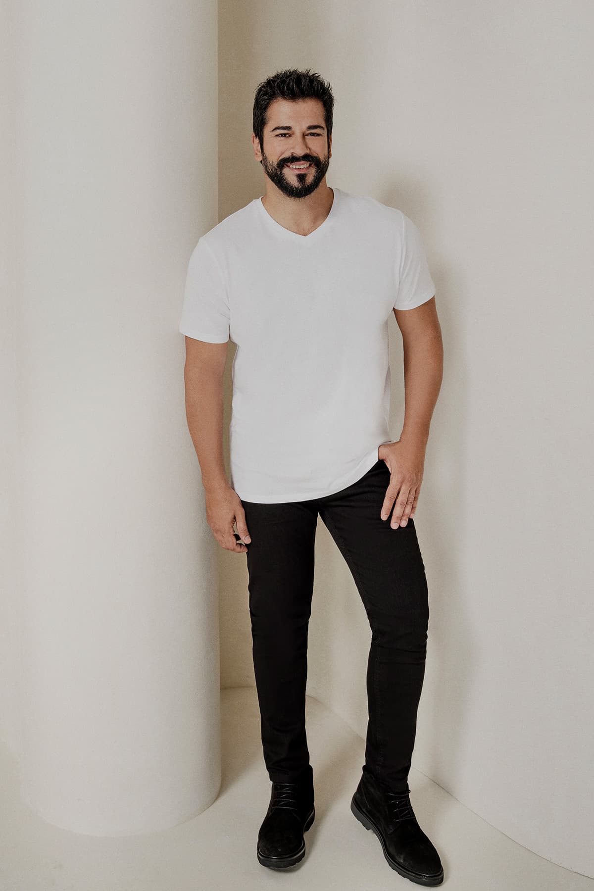 شلوار جین مردانه AC&Co Altınyıldız Classics مشکی بدون اثر زانو اسلیم فیت Rıss شلوار جین مردانه AC&Co Altınyıldız Classics مشکی بدون اثر زانو اسلیم فیت Rıss