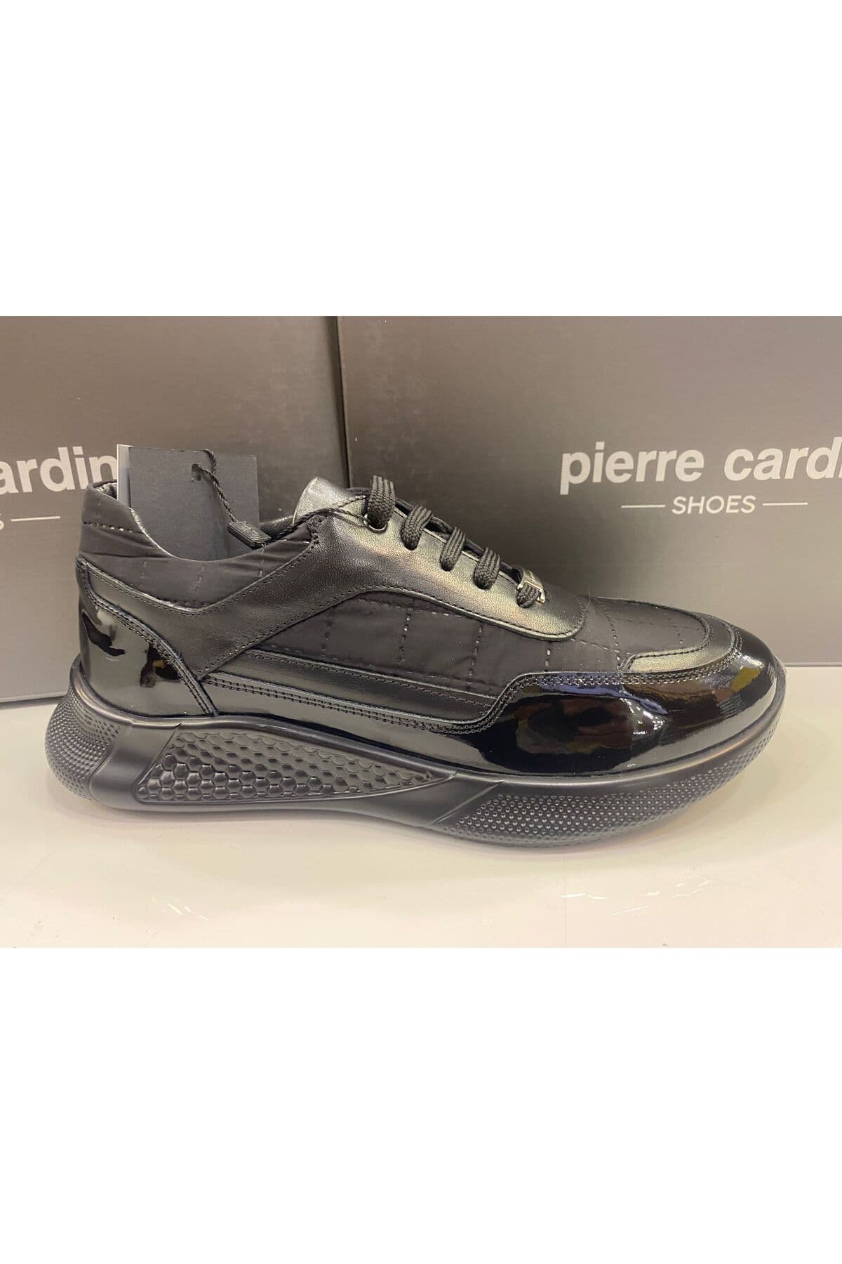کفش مردانه Pierre Cardin چرم لاکی سیاه مدل 44254 کفش مردانه Pierre Cardin چرم لاکی سیاه مدل 44254