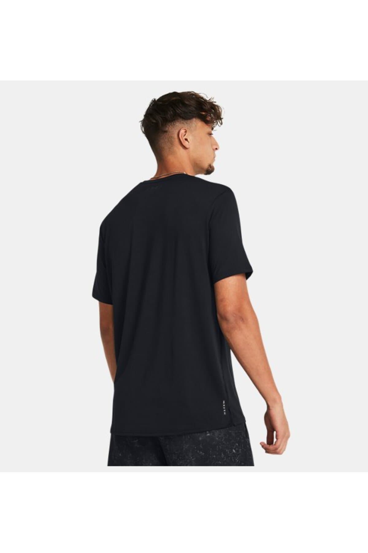 تیشرت مردانه Under Armour آستین کوتاه UA Vanish Energy مدل 1383973-001 تیشرت مردانه Under Armour آستین کوتاه UA Vanish Energy مدل 1383973-001