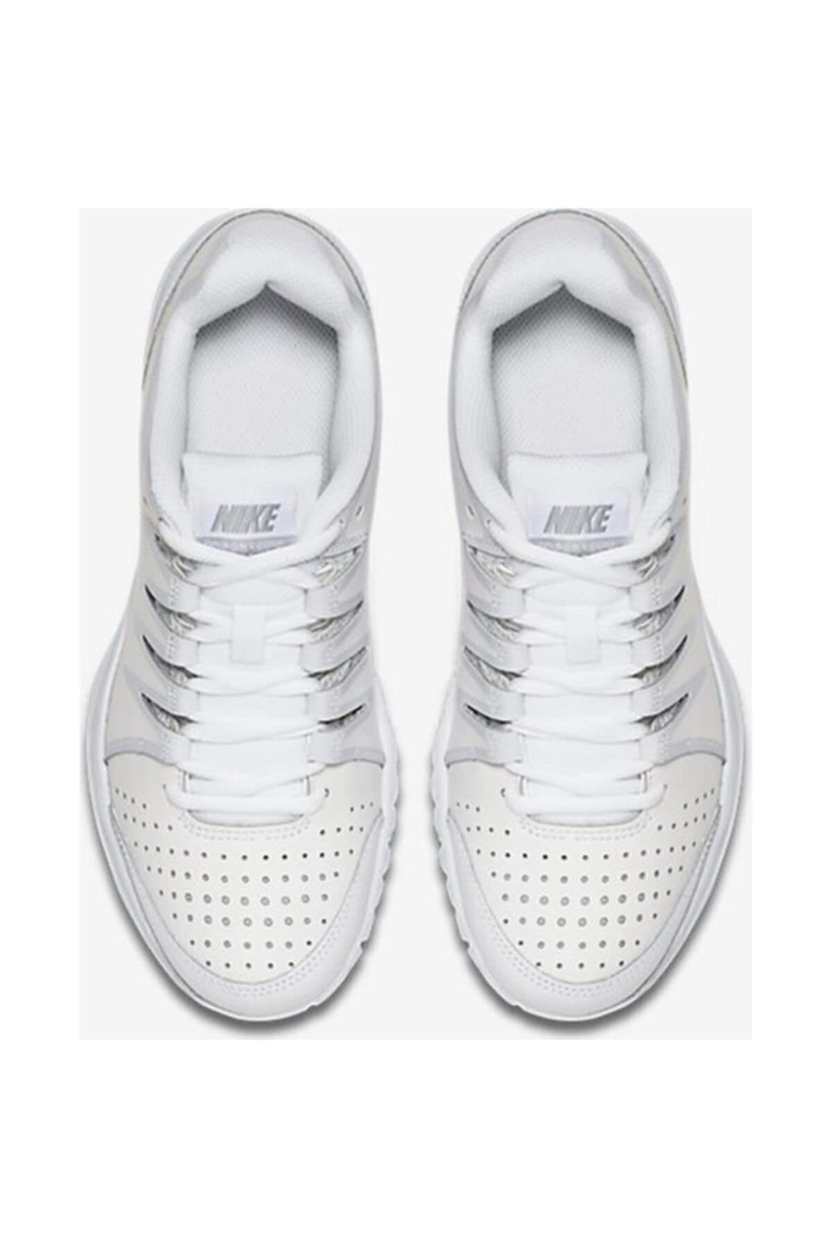 کفش تنیس زنانه Nike سفید Wmns Vapor Court مدل 631713-106 کفش تنیس زنانه Nike سفید Wmns Vapor Court مدل 631713-106
