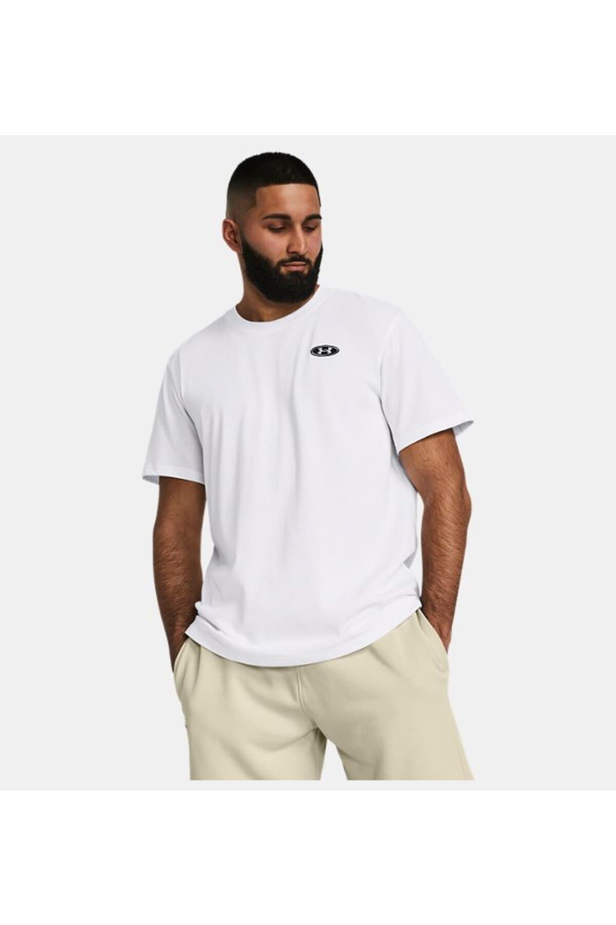 تیشرت مردانه Under Armour آستین کوتاه UA Heavyweight Left Chest PATCH مدل 1382902-100 تیشرت مردانه Under Armour آستین کوتاه UA Heavyweight Left Chest PATCH مدل 1382902-100