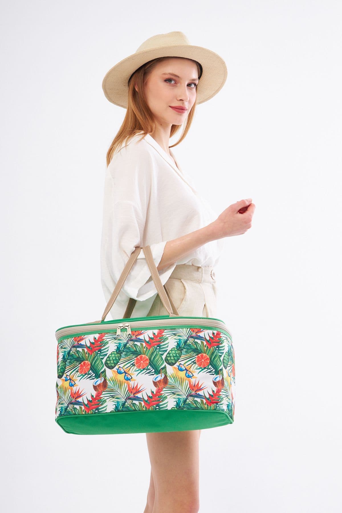 کیف حرارتی پیکنیک و کمپ 22 لیتری سبز Superbag با حفظ گرما و سرما کیف حرارتی پیکنیک و کمپ 22 لیتری سبز Superbag با حفظ گرما و سرما