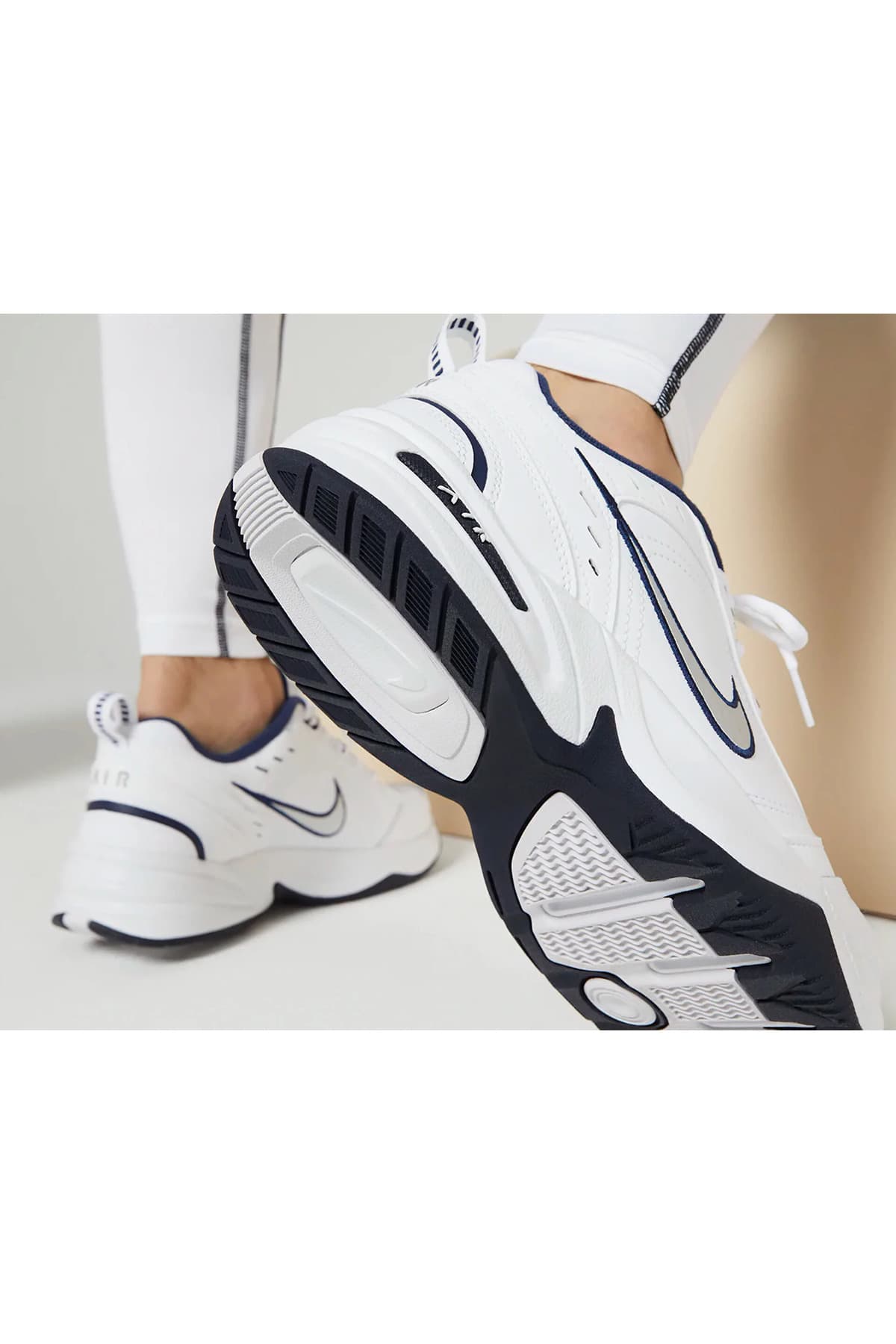 کفش پیادهروی و دویدن مردانه Nike مدل AIR MONARCH 415445-102 IV کفش پیادهروی و دویدن مردانه Nike مدل AIR MONARCH 415445-102 IV