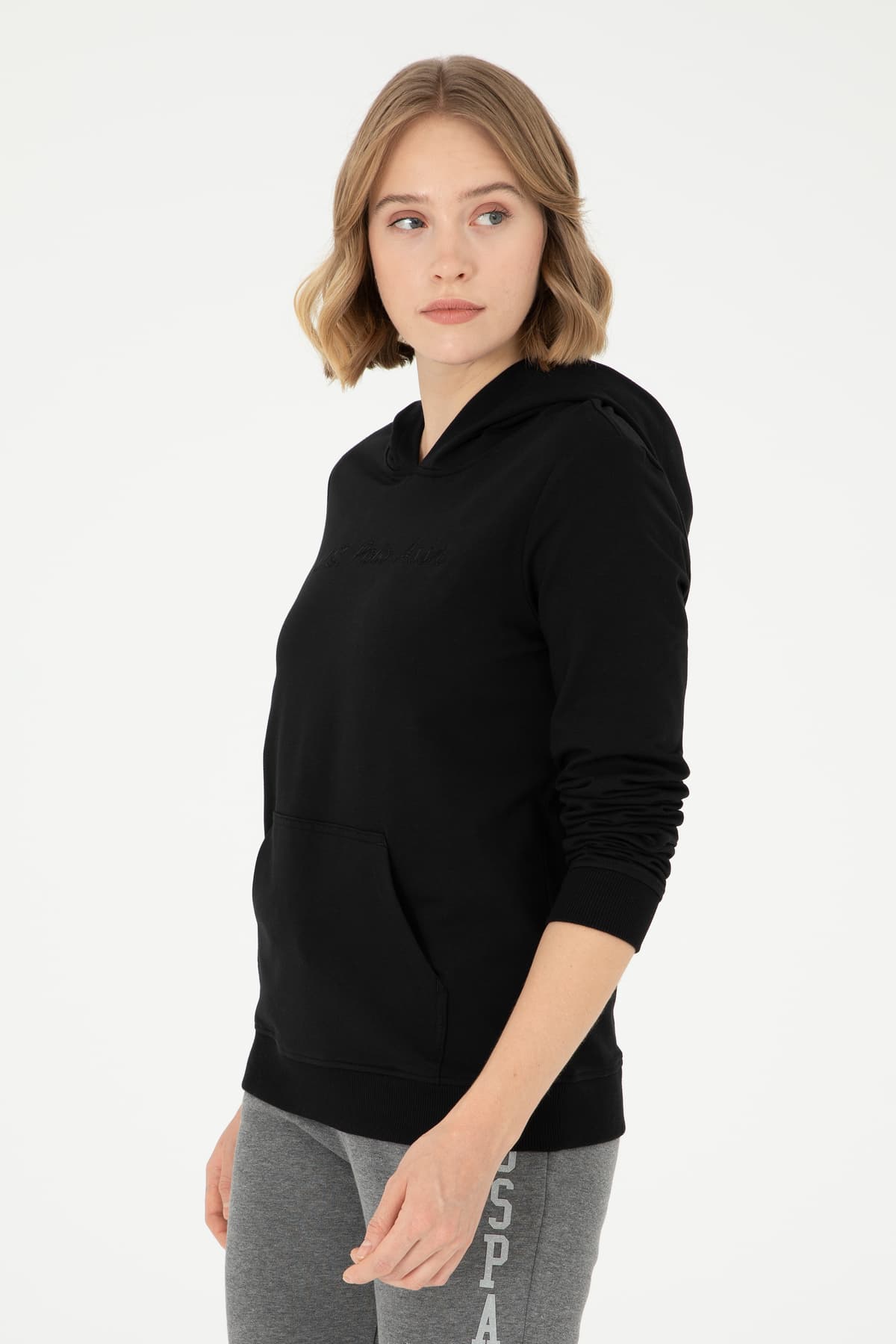 سویشرت زنانه U.S. Polo Assn. کلاهدار شنی مدل 50296947-VR085 سویشرت زنانه U.S. Polo Assn. کلاهدار شنی مدل 50296947-VR085