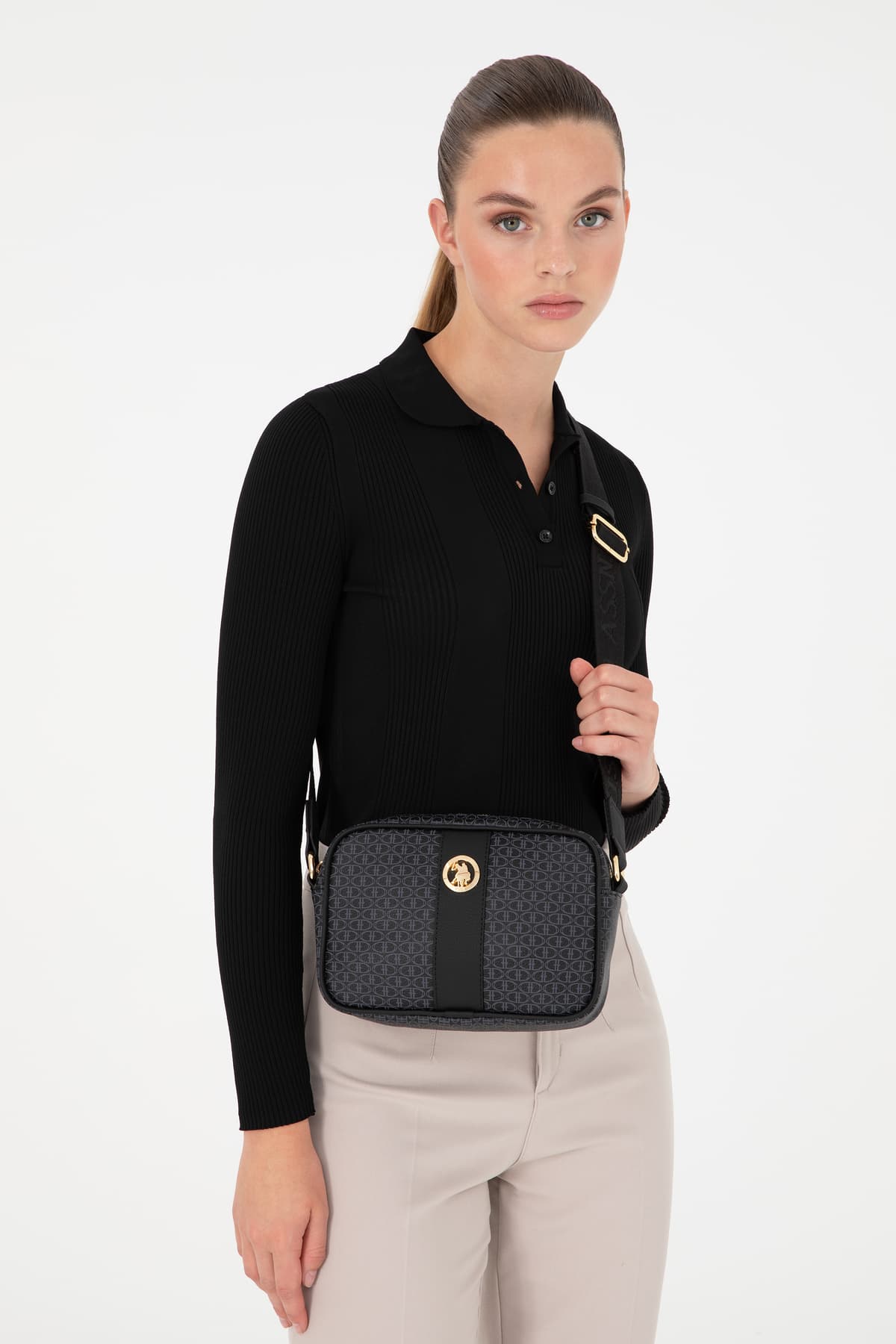 کیف دوشی زنانه سفید U.S. Polo Assn. مدل 50293699-VR013 کیف دوشی زنانه سفید U.S. Polo Assn. مدل 50293699-VR013