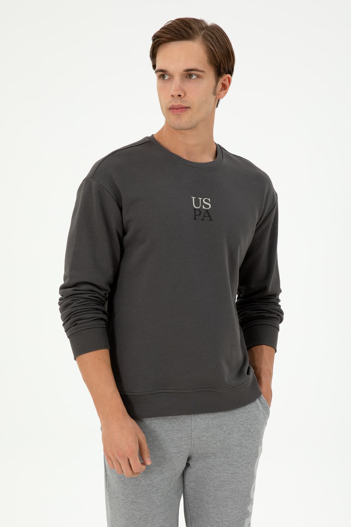 سویشرت مردانه U.S. Polo Assn. ساده به رنگ سنگی مدل 50293420-VR049 سویشرت مردانه U.S. Polo Assn. ساده به رنگ سنگی مدل 50293420-VR049