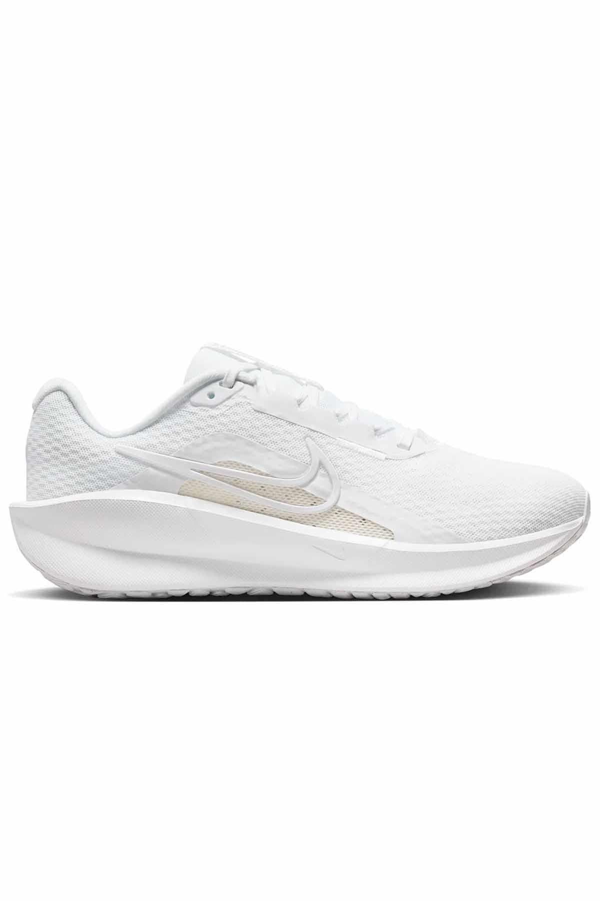 کفش زنانه Nike مدل DOWNSHIFTER 13 کفش زنانه Nike مدل DOWNSHIFTER 13