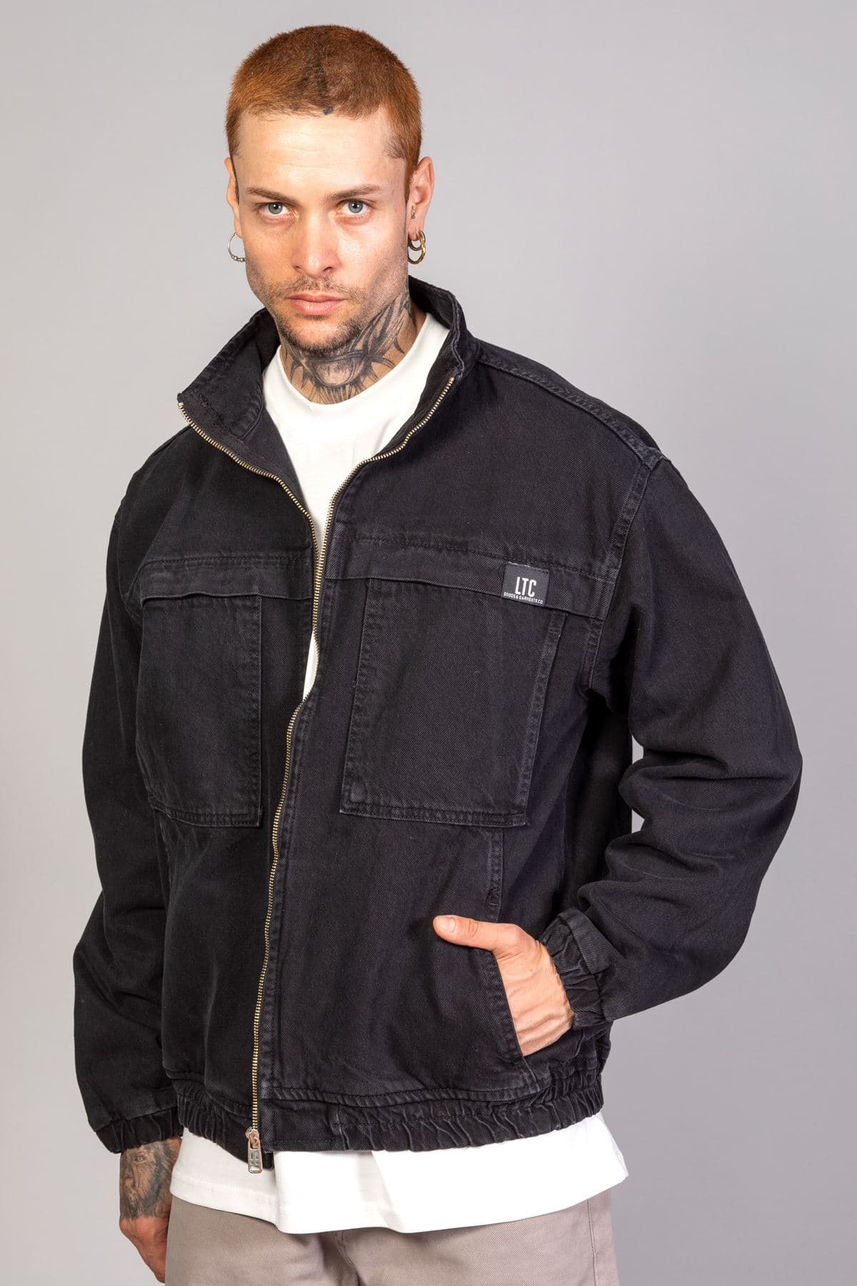 ژاکت جین بامبر مردانه LTC Jeans اورسایز مشکی شستهشده زیپدار ژاکت جین بامبر مردانه LTC Jeans اورسایز مشکی شستهشده زیپدار