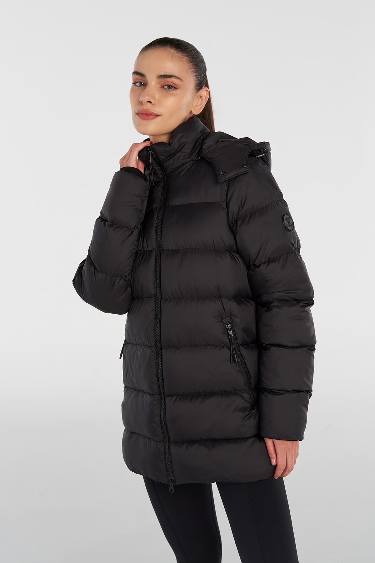 کاپشن زنانه hummel مدل KBELLE MONT کاپشن زنانه hummel مدل KBELLE MONT
