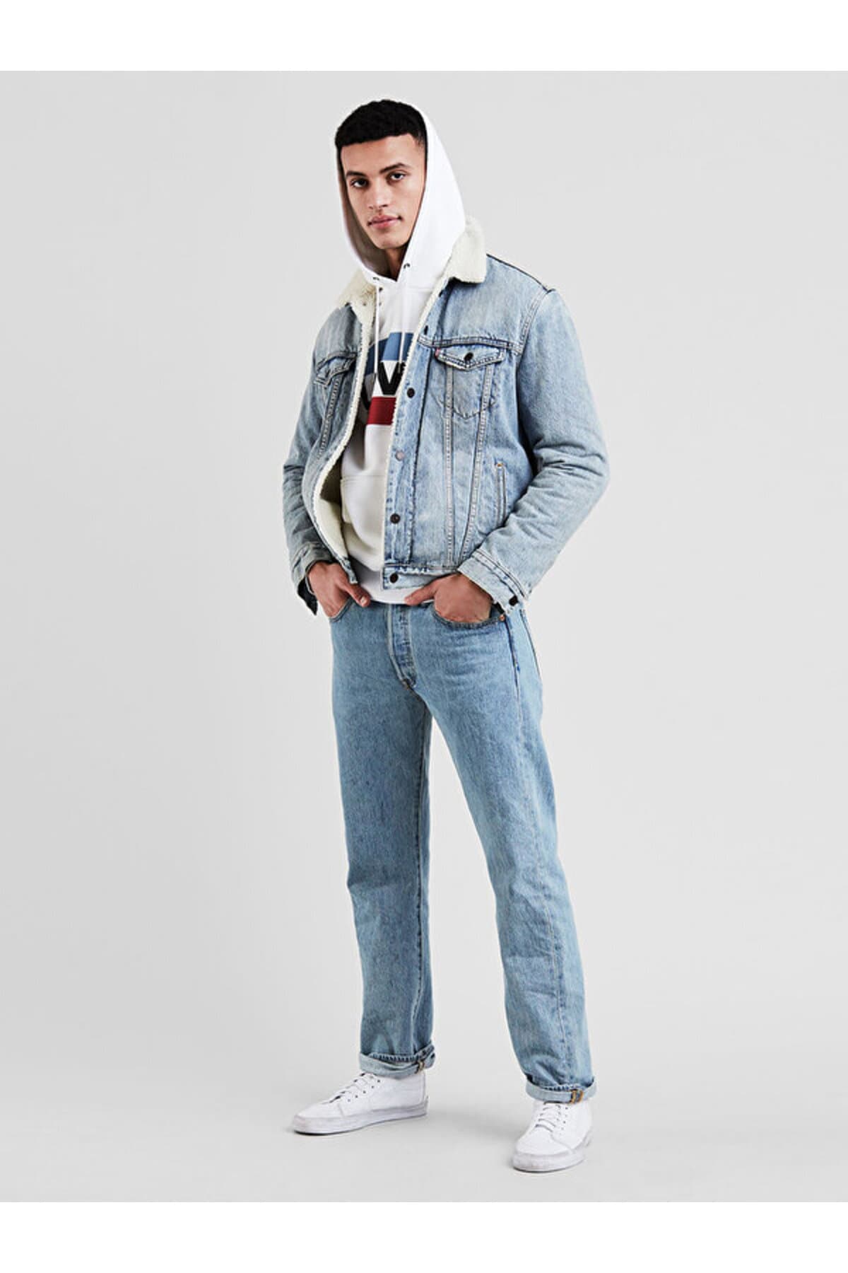 شلوار جین مردانه Levi's Original با رنگ سنگشسته روشن مدل 501® شلوار جین مردانه Levi's Original با رنگ سنگشسته روشن مدل 501®