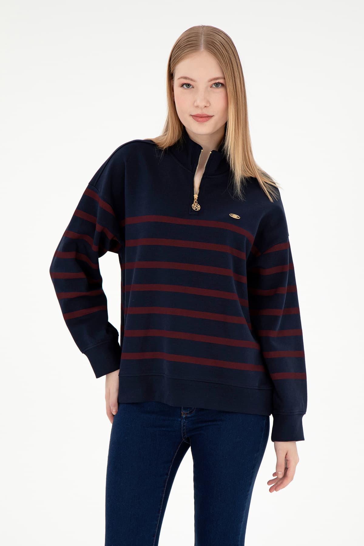 سویشرت زنانه U.S. Polo Assn. یقه ایستاده زیپدار زرشکی مدل 50298989-VR014 سویشرت زنانه U.S. Polo Assn. یقه ایستاده زیپدار زرشکی مدل 50298989-VR014