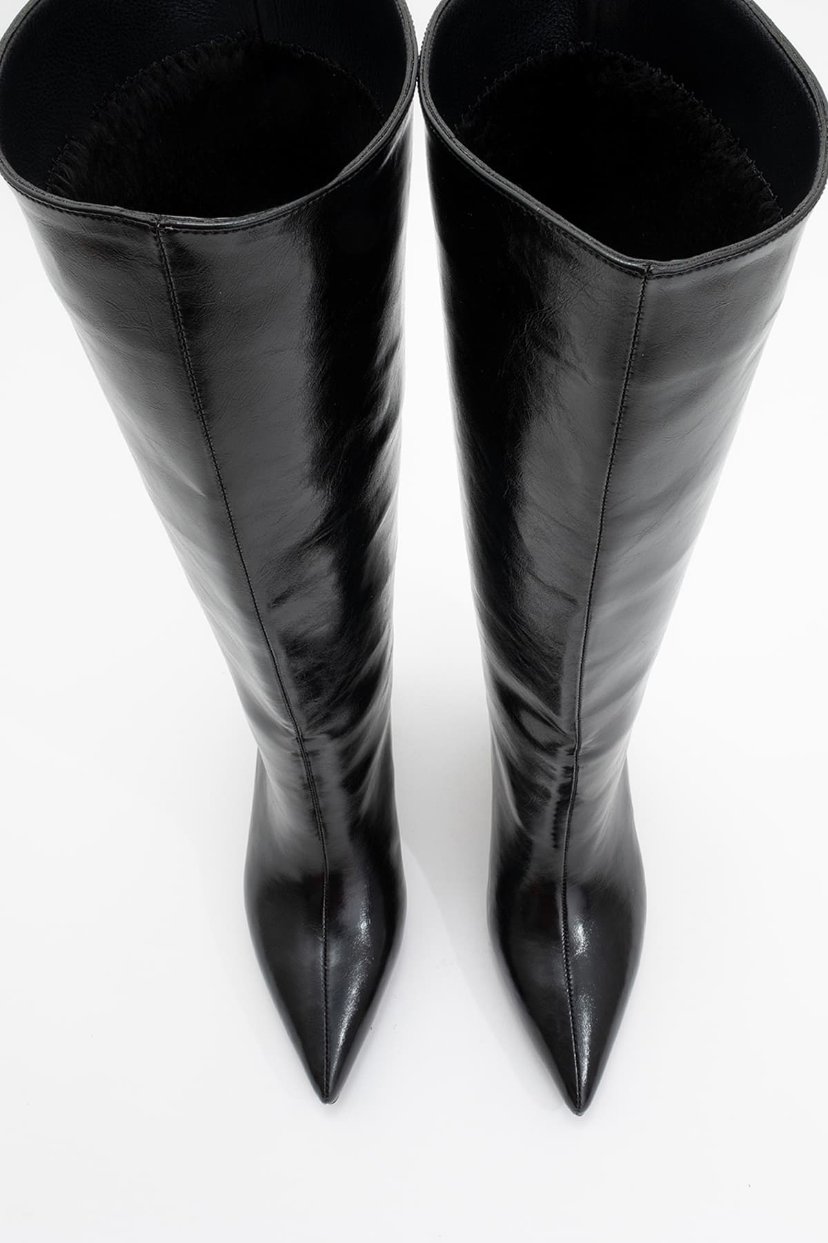 چکمه پاشنهدار زنانه luvishoes مشکی چرمی مدل CAMİLA چکمه پاشنهدار زنانه luvishoes مشکی چرمی مدل CAMİLA