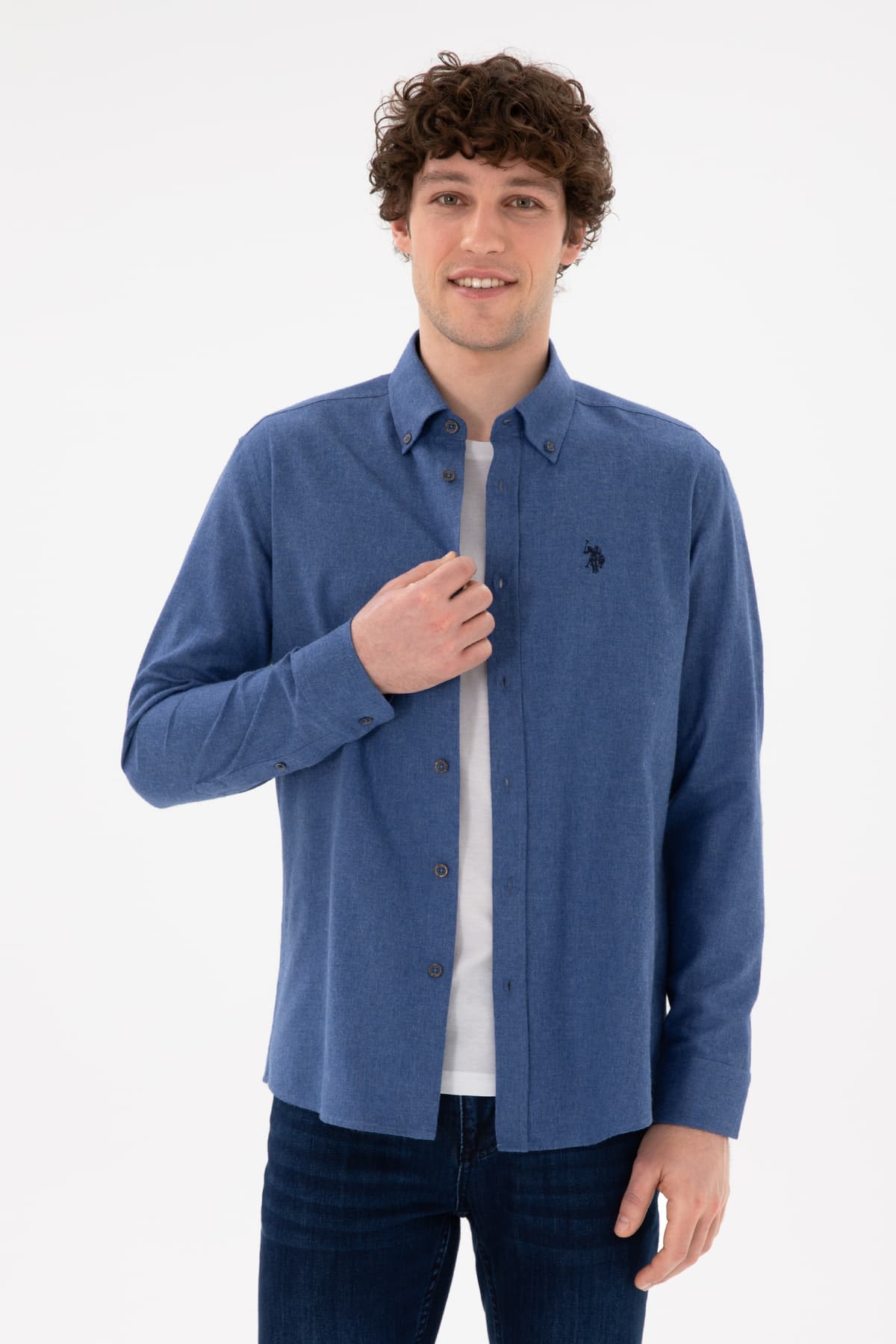 پیراهن مردانه U.S. Polo Assn. آستینبلند نیلی ساده مدل 50296757-VR028 پیراهن مردانه U.S. Polo Assn. آستینبلند نیلی ساده مدل 50296757-VR028
