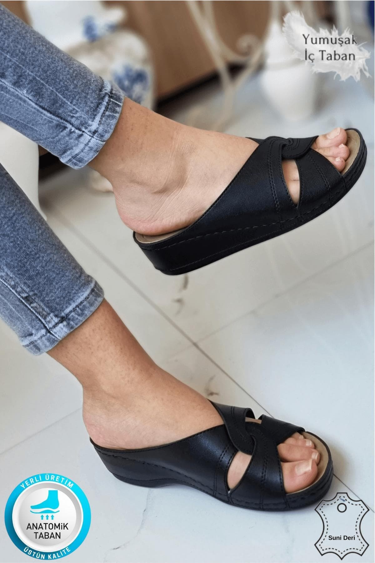 دمپایی زنانه راحتی و طبی روزمره neon shoes مدل Putu مشکی دمپایی زنانه راحتی و طبی روزمره neon shoes مدل Putu مشکی