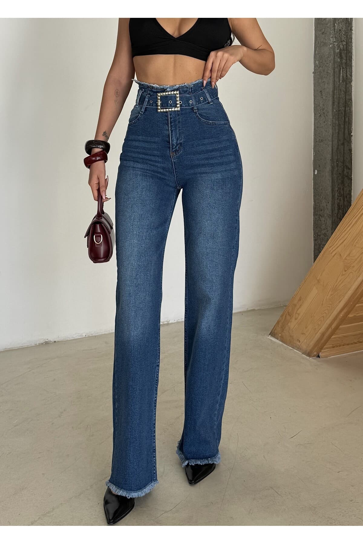 شلوار جین پالازو زنانه Swet Shop Jeans فاقبلند وینتیج کمربندی با ریشه در کمر و دمپا شلوار جین پالازو زنانه Swet Shop Jeans فاقبلند وینتیج کمربندی با ریشه در کمر و دمپا