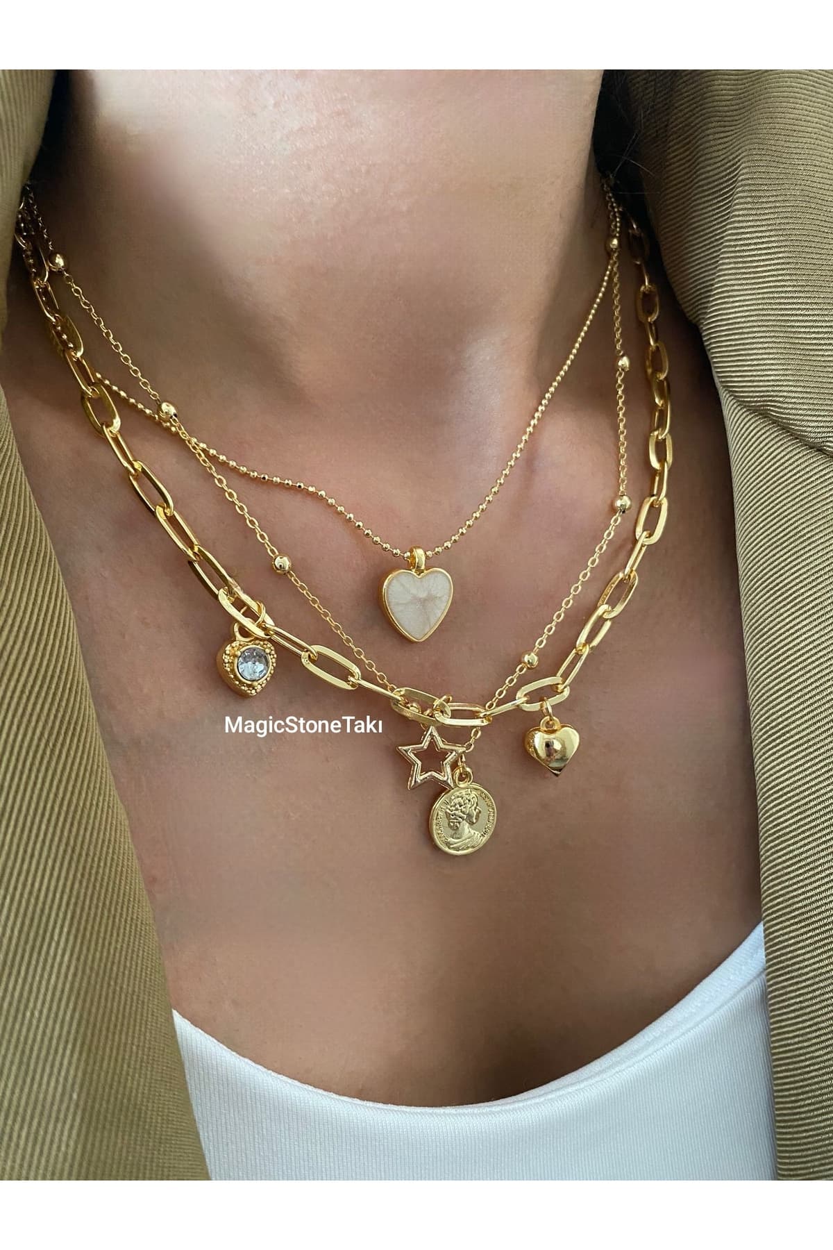 گردنبند سهتکه MagicStone مدل Messy Style به رنگ طلایی گردنبند سهتکه MagicStone مدل Messy Style به رنگ طلایی