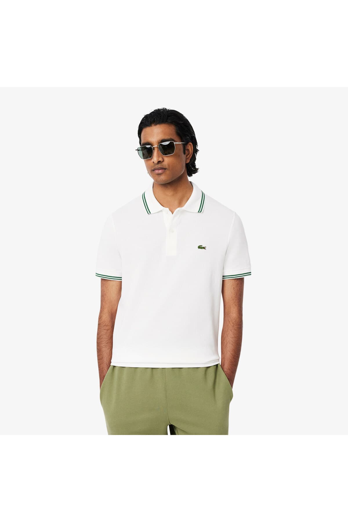 پولوشرت مردانه لمبوک Lacoste L.12.12 با Fit معمولی رنگ لاجوردی پولوشرت مردانه لمبوک Lacoste L.12.12 با Fit معمولی رنگ لاجوردی