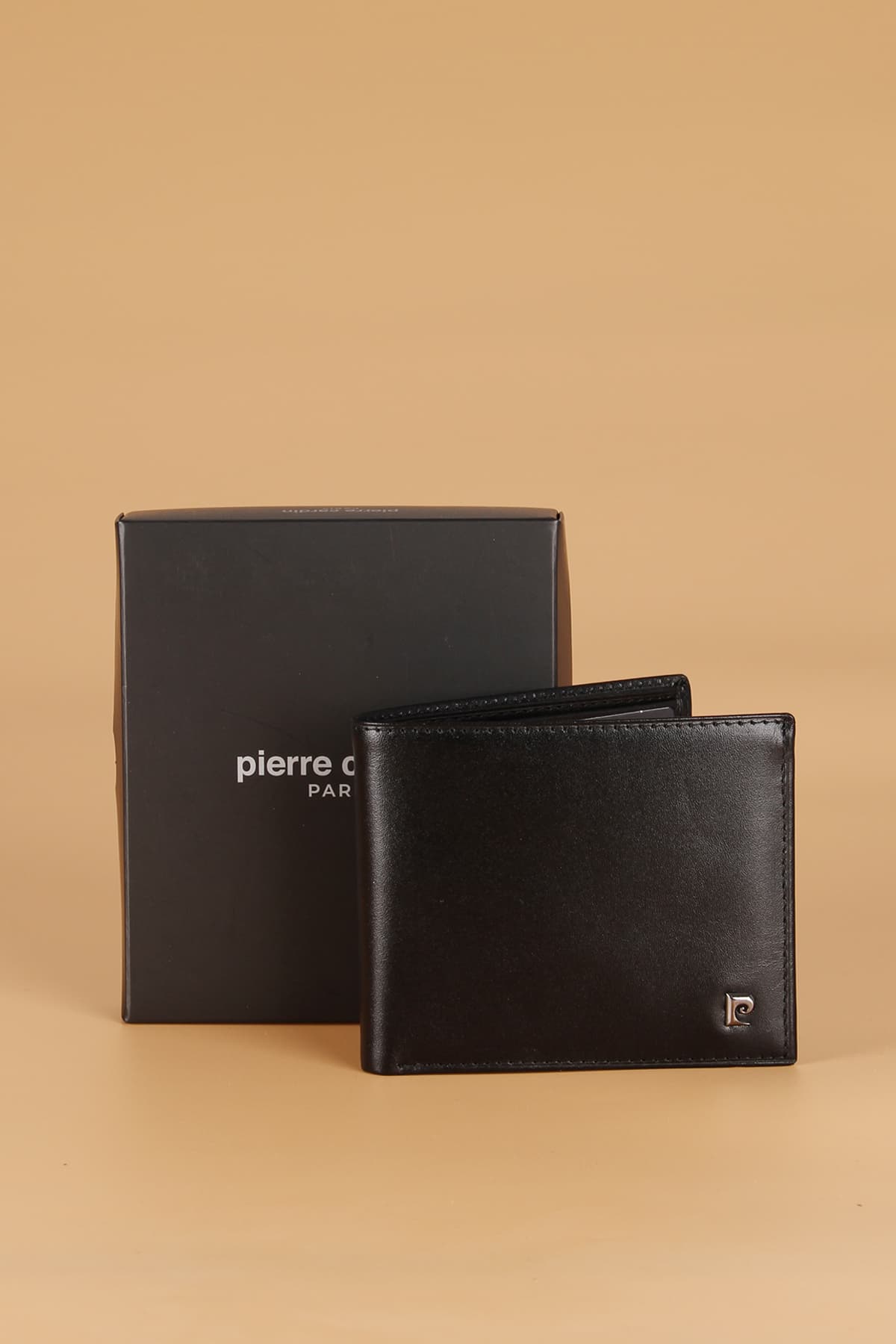 کیف پول مردانه Pierre Cardin چرم طبیعی کارتخور آنیلین مشکی مدل 2361 کیف پول مردانه Pierre Cardin چرم طبیعی کارتخور آنیلین مشکی مدل 2361