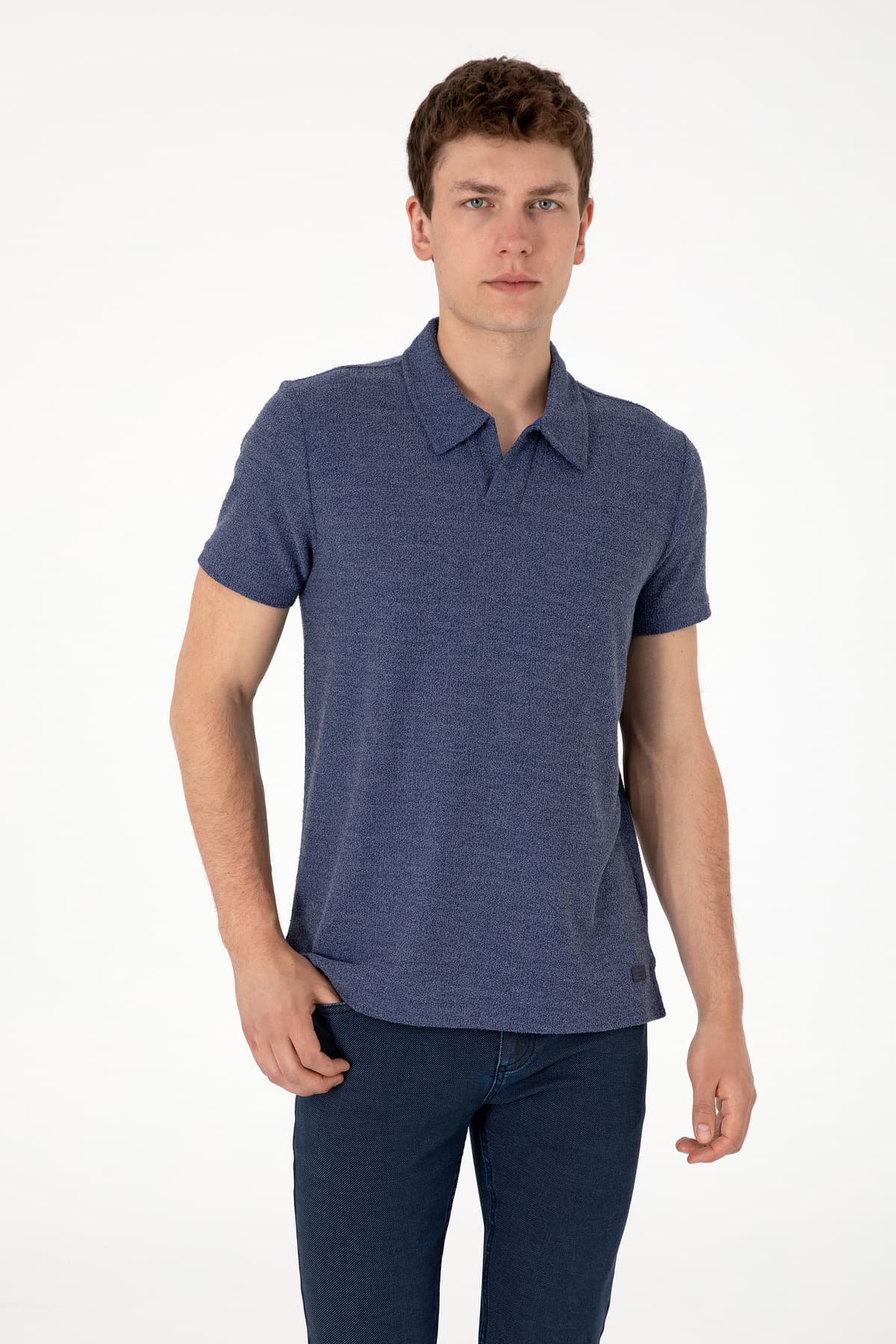تیشرت مردانه U.S. Polo Assn. فیت معمولی سرمهای روشن بافتدار مدل 50303227-VR059 تیشرت مردانه U.S. Polo Assn. فیت معمولی سرمهای روشن بافتدار مدل 50303227-VR059