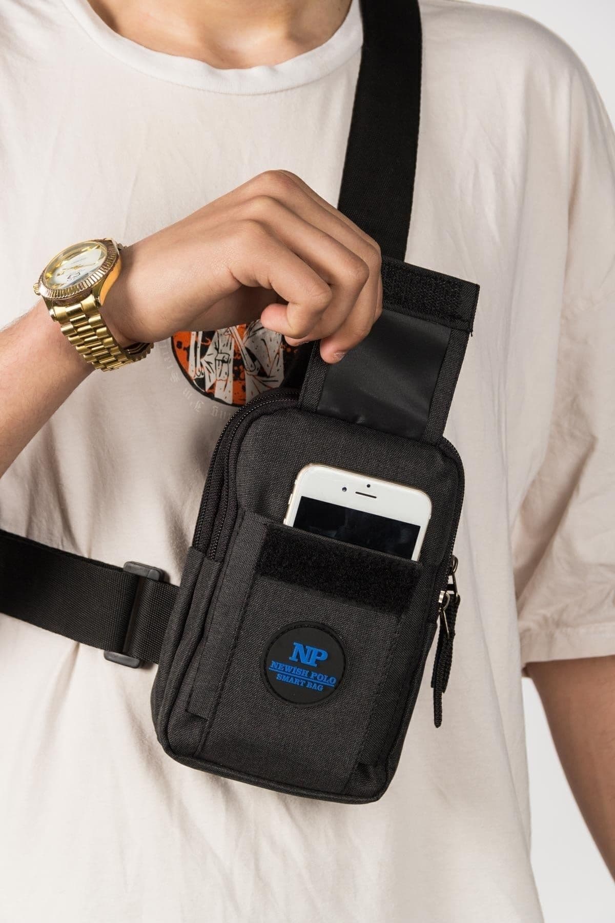 کیف کمری و دوشی NEWISH POLO ACCESSORIES کتان با محفظه تلفن مدل Newish Yuppy Club کیف کمری و دوشی NEWISH POLO ACCESSORIES کتان با محفظه تلفن مدل Newish Yuppy Club