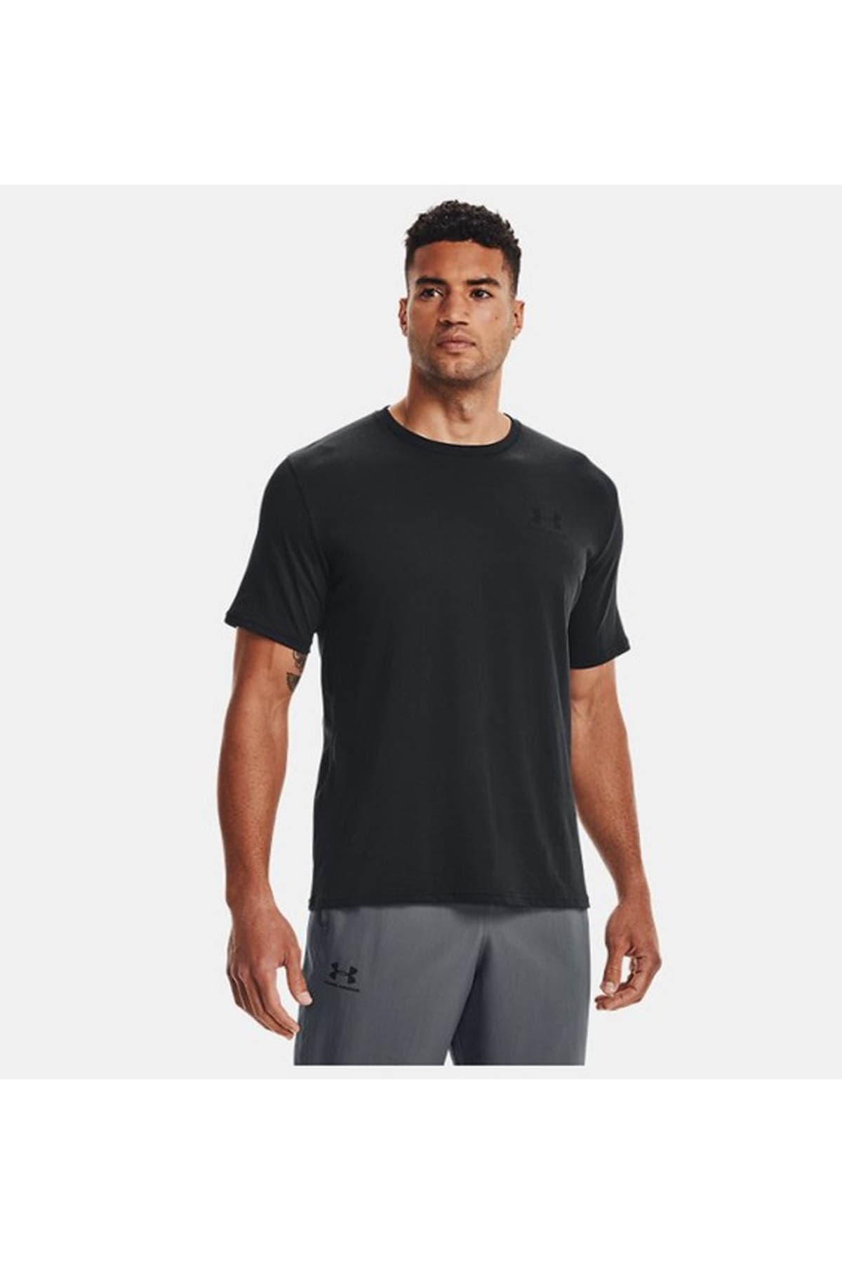 تیشرت مردانه Under Armour Sportstyle آستین کوتاه سمت چپ سینه مدل 1326799-001 تیشرت مردانه Under Armour Sportstyle آستین کوتاه سمت چپ سینه مدل 1326799-001