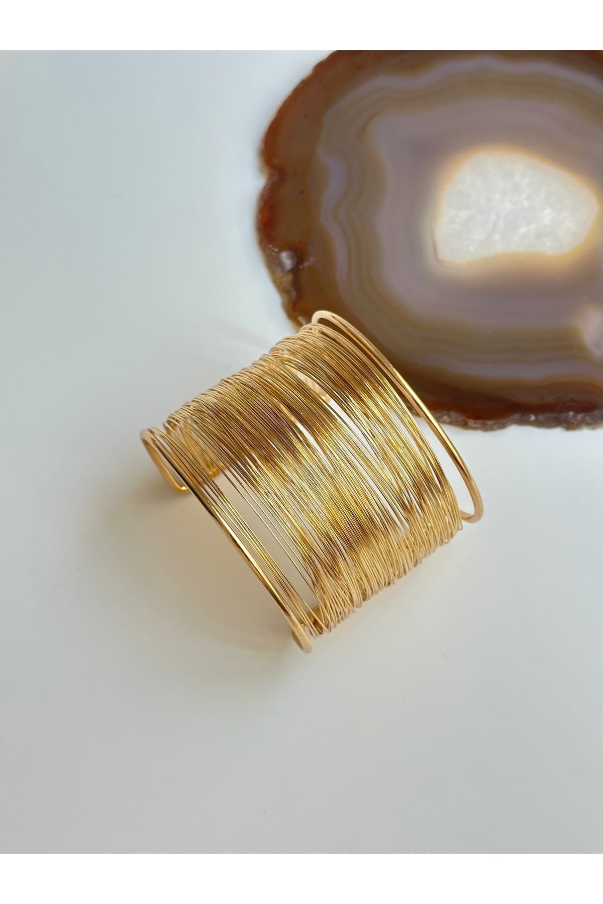 دستبند مردانه YOUES JEWELRY فولاد 316L طلایی سیم کلفت قابل تنظیم دستبند مردانه YOUES JEWELRY فولاد 316L طلایی سیم کلفت قابل تنظیم
