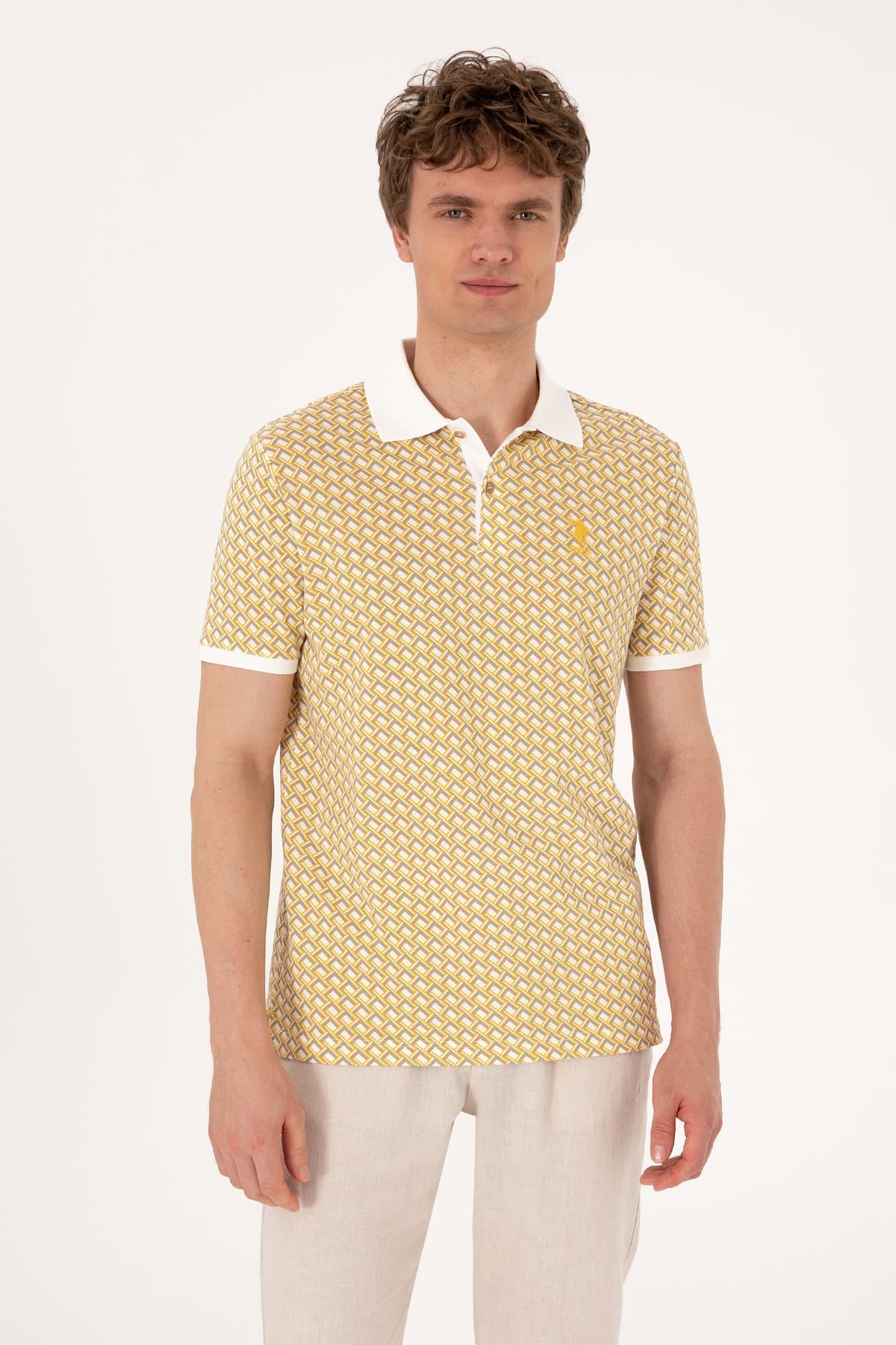 تیشرت مردانه U.S. Polo Assn. فیت معمولی خاکی روشن یقه پولو مدل 50311937-VR183 تیشرت مردانه U.S. Polo Assn. فیت معمولی خاکی روشن یقه پولو مدل 50311937-VR183