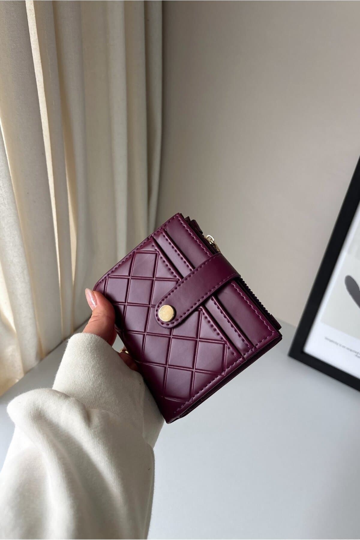 کیف پول پسرانه Yuka Atelier چرم مصنوعی کاپیتونه متوسط مدل Ruby کیف پول پسرانه Yuka Atelier چرم مصنوعی کاپیتونه متوسط مدل Ruby