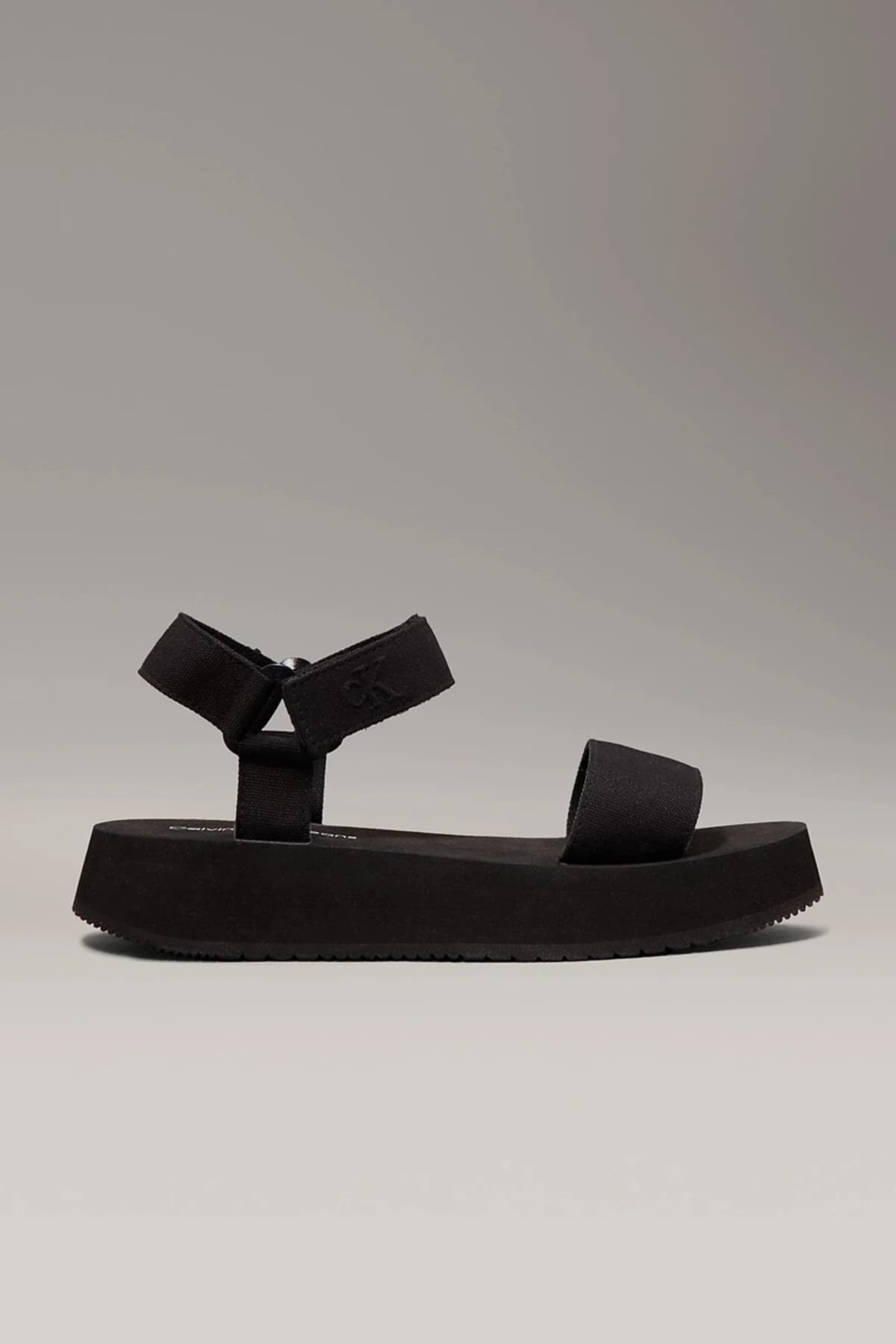 صندل زنانه Calvin Klein بند VELCRO وبینگ مدل YW0YW01693-0GJ صندل زنانه Calvin Klein بند VELCRO وبینگ مدل YW0YW01693-0GJ