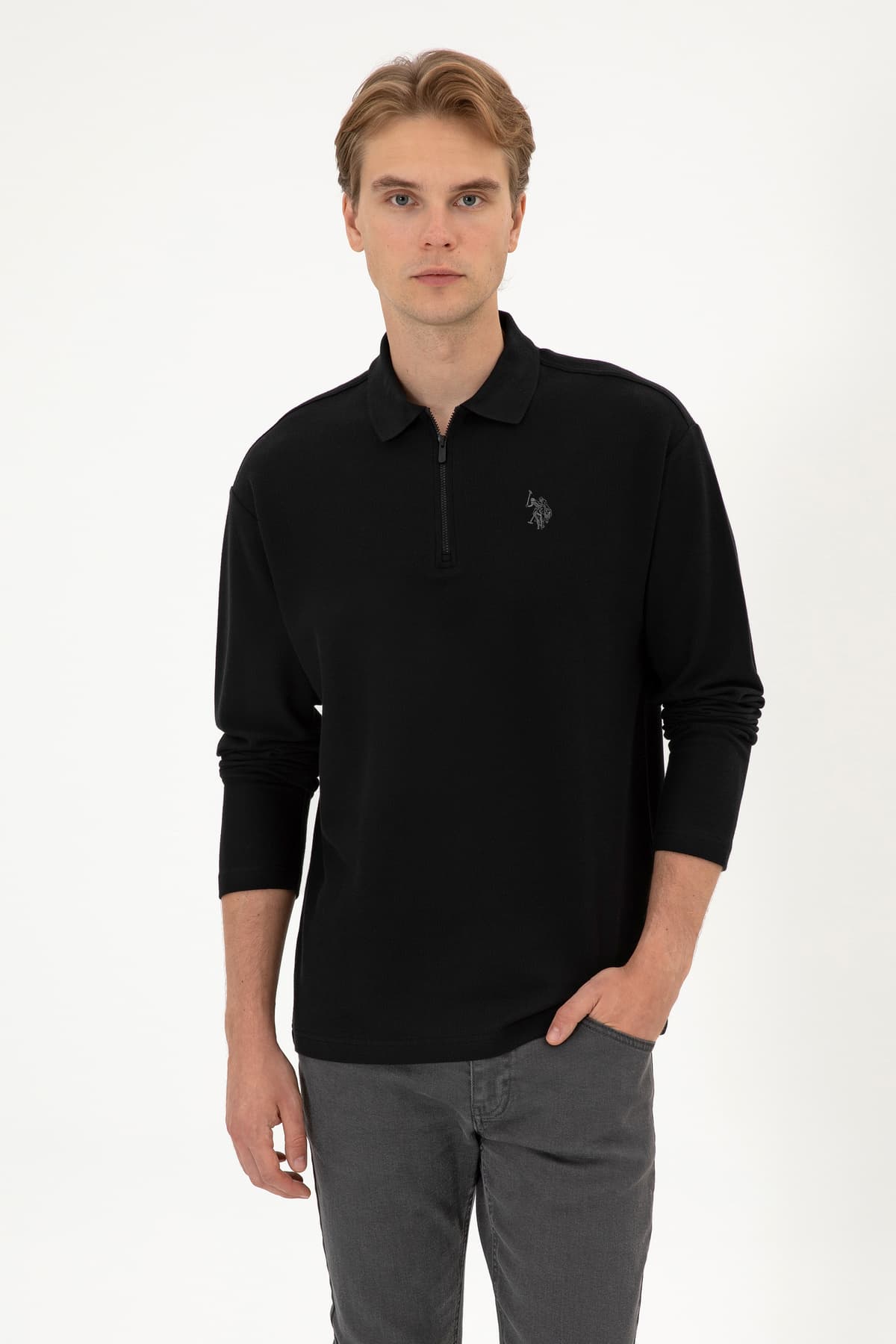 سویشرت مردانه U.S. Polo Assn. فیت راحت نیمزیپ مشکی مدل 50313754-VR046 سویشرت مردانه U.S. Polo Assn. فیت راحت نیمزیپ مشکی مدل 50313754-VR046