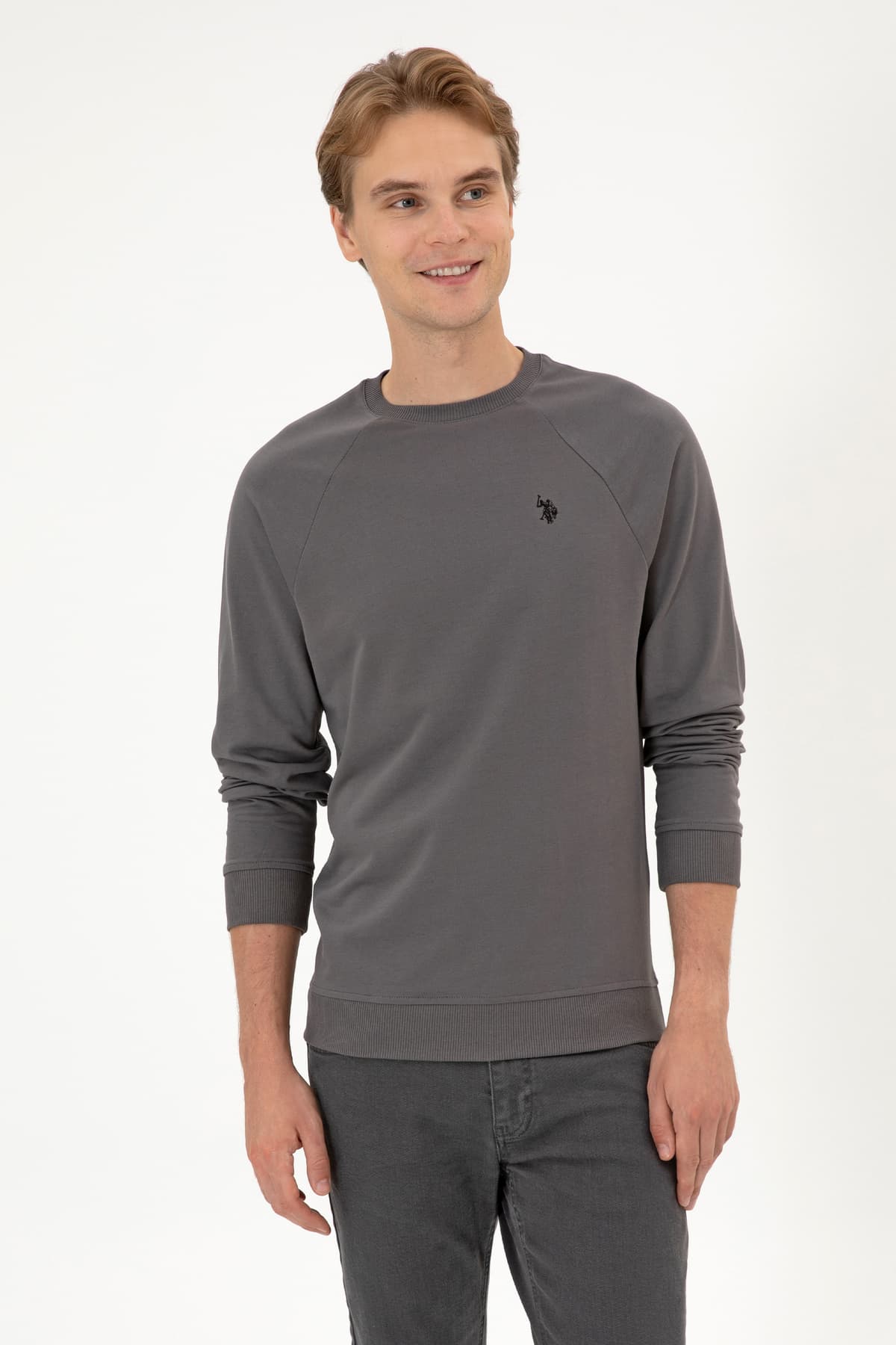 سویشرت مردانه U.S. Polo Assn. طوسی نازک یقه گرد فیت معمولی مدل 50313752-VR024 سویشرت مردانه U.S. Polo Assn. طوسی نازک یقه گرد فیت معمولی مدل 50313752-VR024