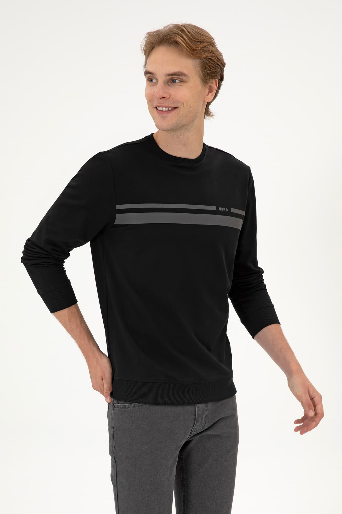 سویشرت مردانه U.S. Polo Assn. یقه گرد مشکی نازک فیت معمولی مدل 50313801-VR046 سویشرت مردانه U.S. Polo Assn. یقه گرد مشکی نازک فیت معمولی مدل 50313801-VR046