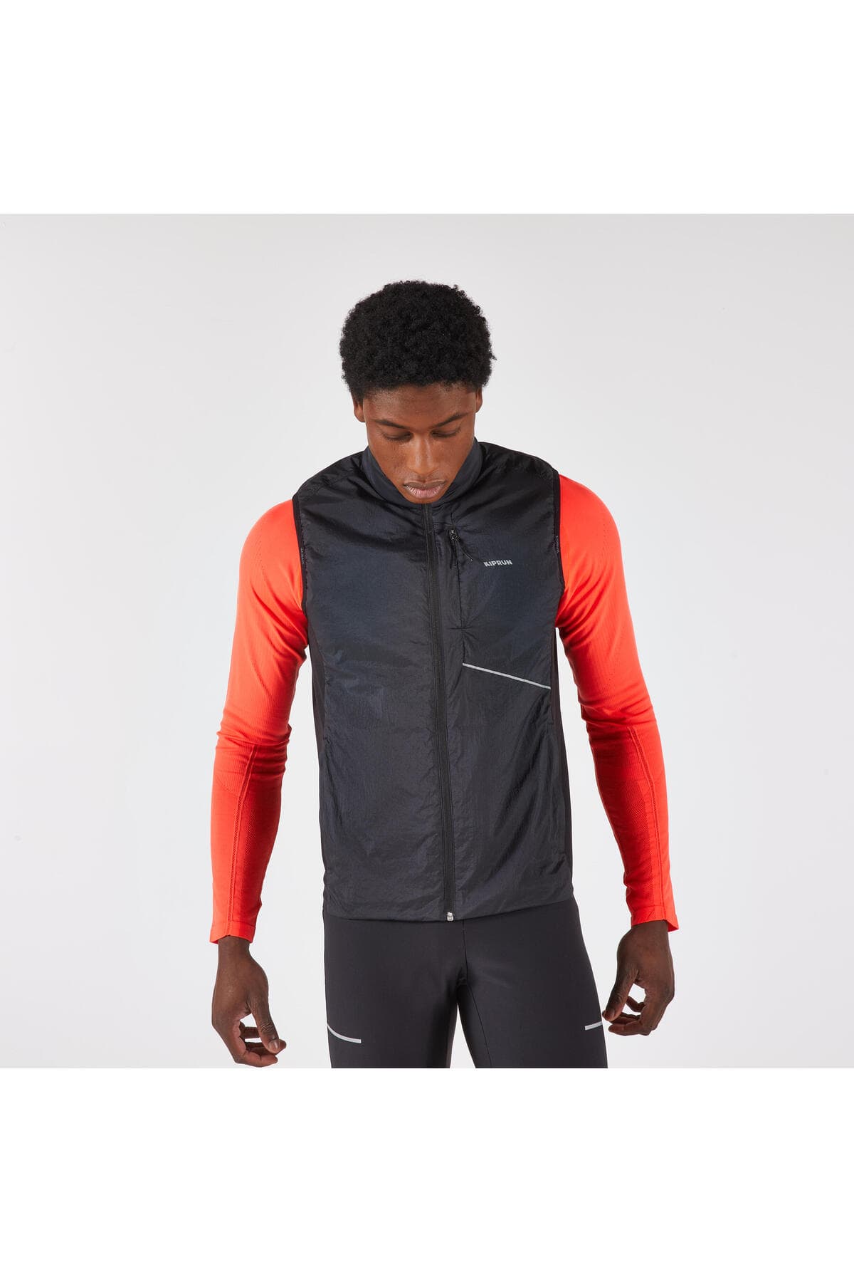 جلیقه دویدن مردانه Decathlon مشکی مدل Kiprun SL 500 Warm جلیقه دویدن مردانه Decathlon مشکی مدل Kiprun SL 500 Warm