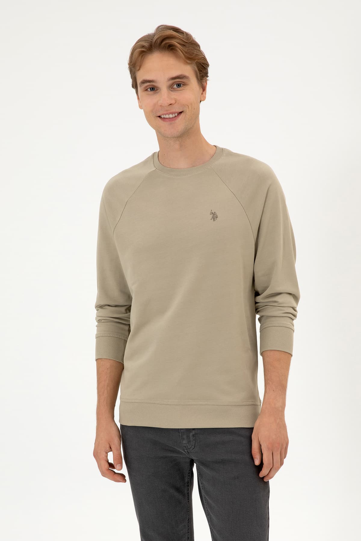سویشرت مردانه U.S. Polo Assn. فیت معمولی یقه گرد خاکی روشن مدل 50313752-VR183 سویشرت مردانه U.S. Polo Assn. فیت معمولی یقه گرد خاکی روشن مدل 50313752-VR183