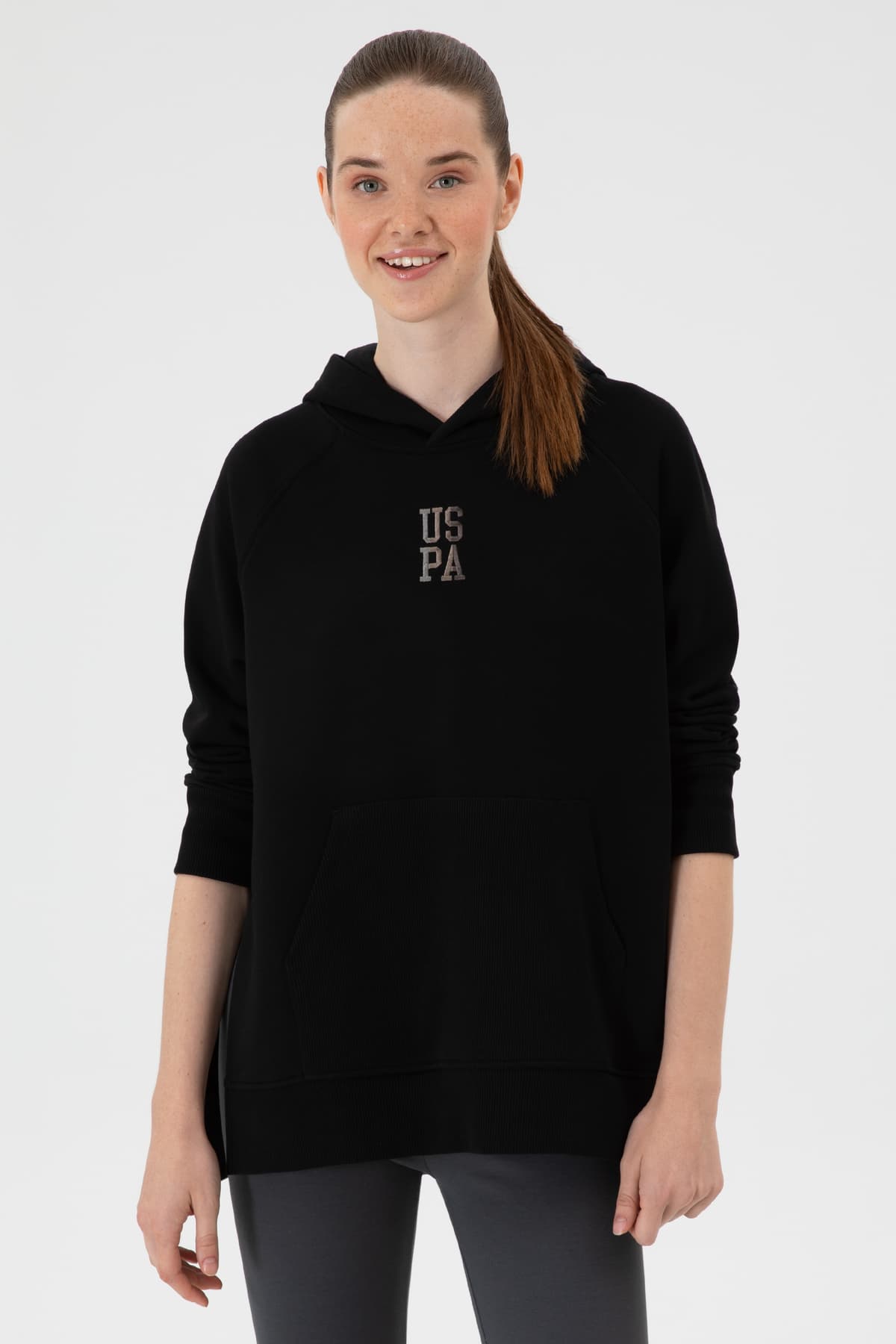 سوئیشرت کلاهدار زنانه U.S. Polo Assn. مشکی چاکدار مدل 50313611-VR046 سوئیشرت کلاهدار زنانه U.S. Polo Assn. مشکی چاکدار مدل 50313611-VR046