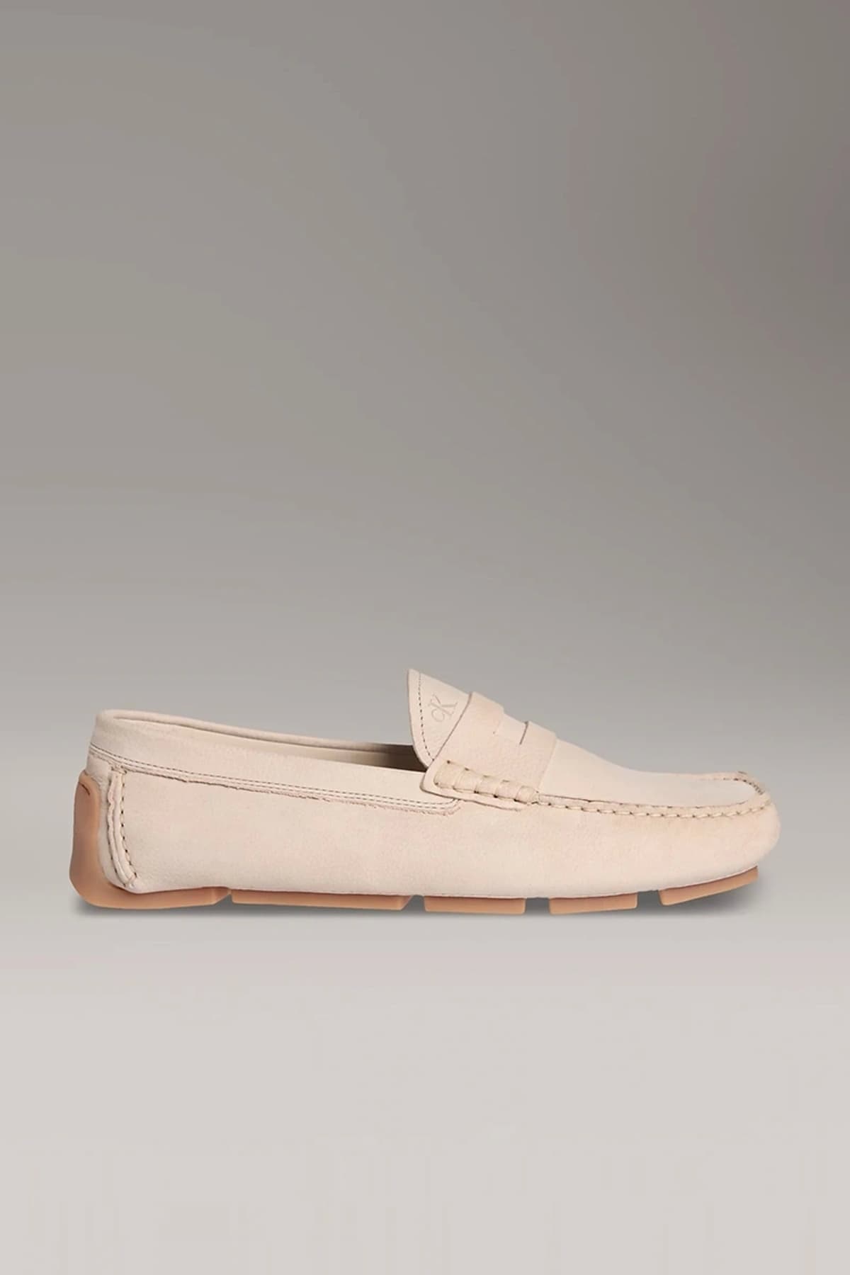 کفش لوفر مردانه Calvin Klein نابوک بژ Penny Driver مدل HM0HM01866-ACE کفش لوفر مردانه Calvin Klein نابوک بژ Penny Driver مدل HM0HM01866-ACE