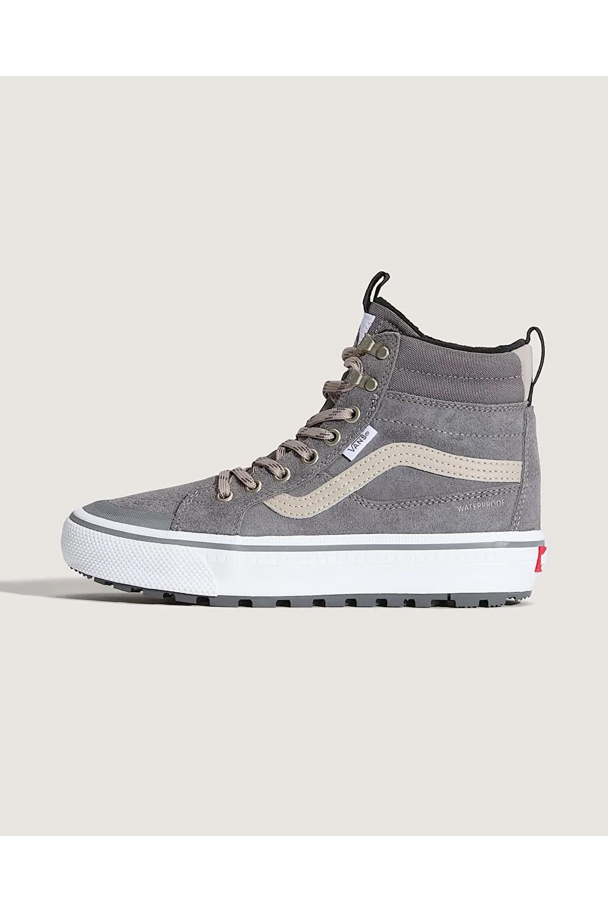 کفش زنانه Vans ضدآب عایقدار مدل Sk8-Hi کفش زنانه Vans ضدآب عایقدار مدل Sk8-Hi