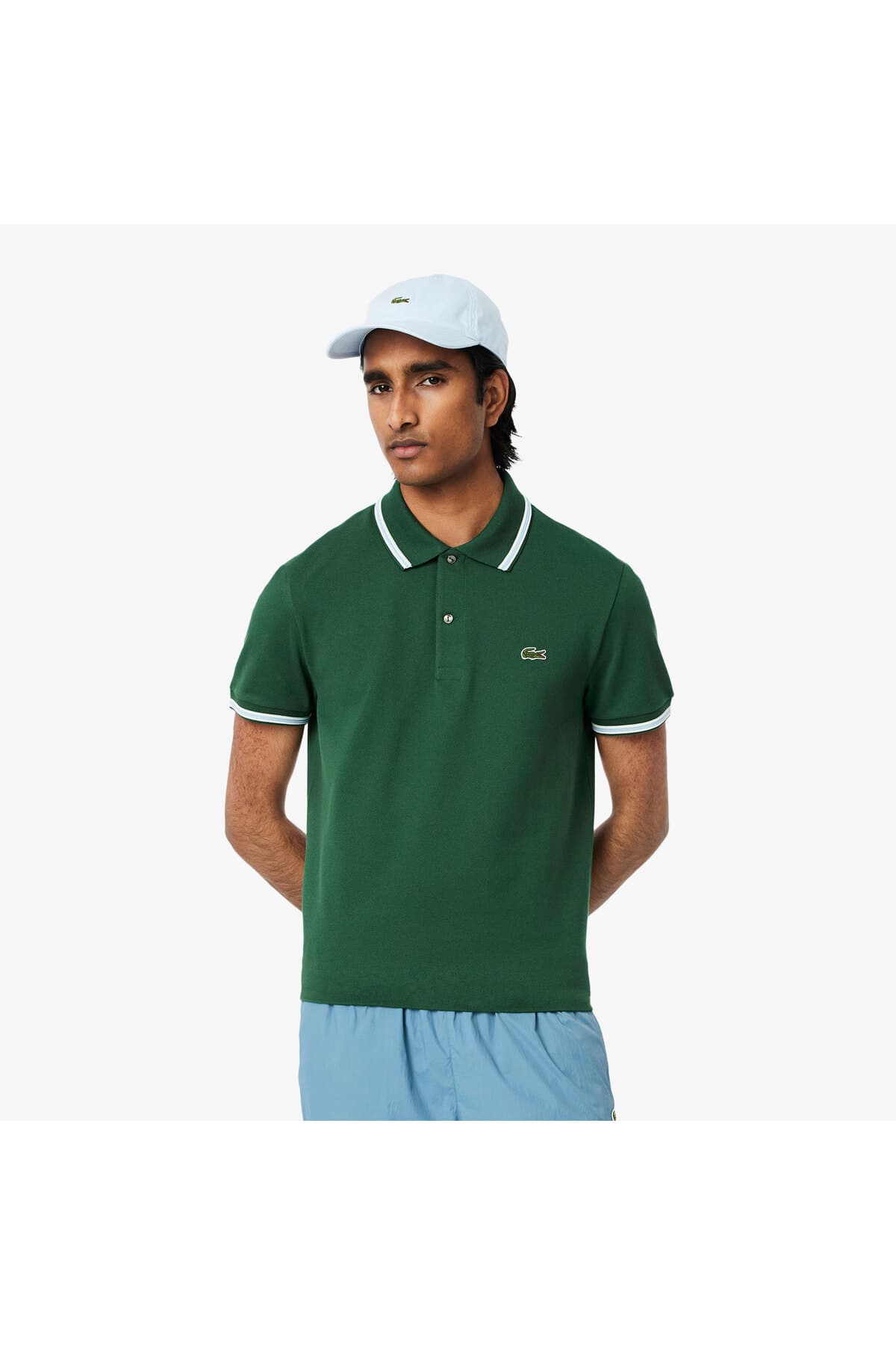 پولو مردانه Lacoste L.12.12 مدل رگولار فیت سفید پولو مردانه Lacoste L.12.12 مدل رگولار فیت سفید