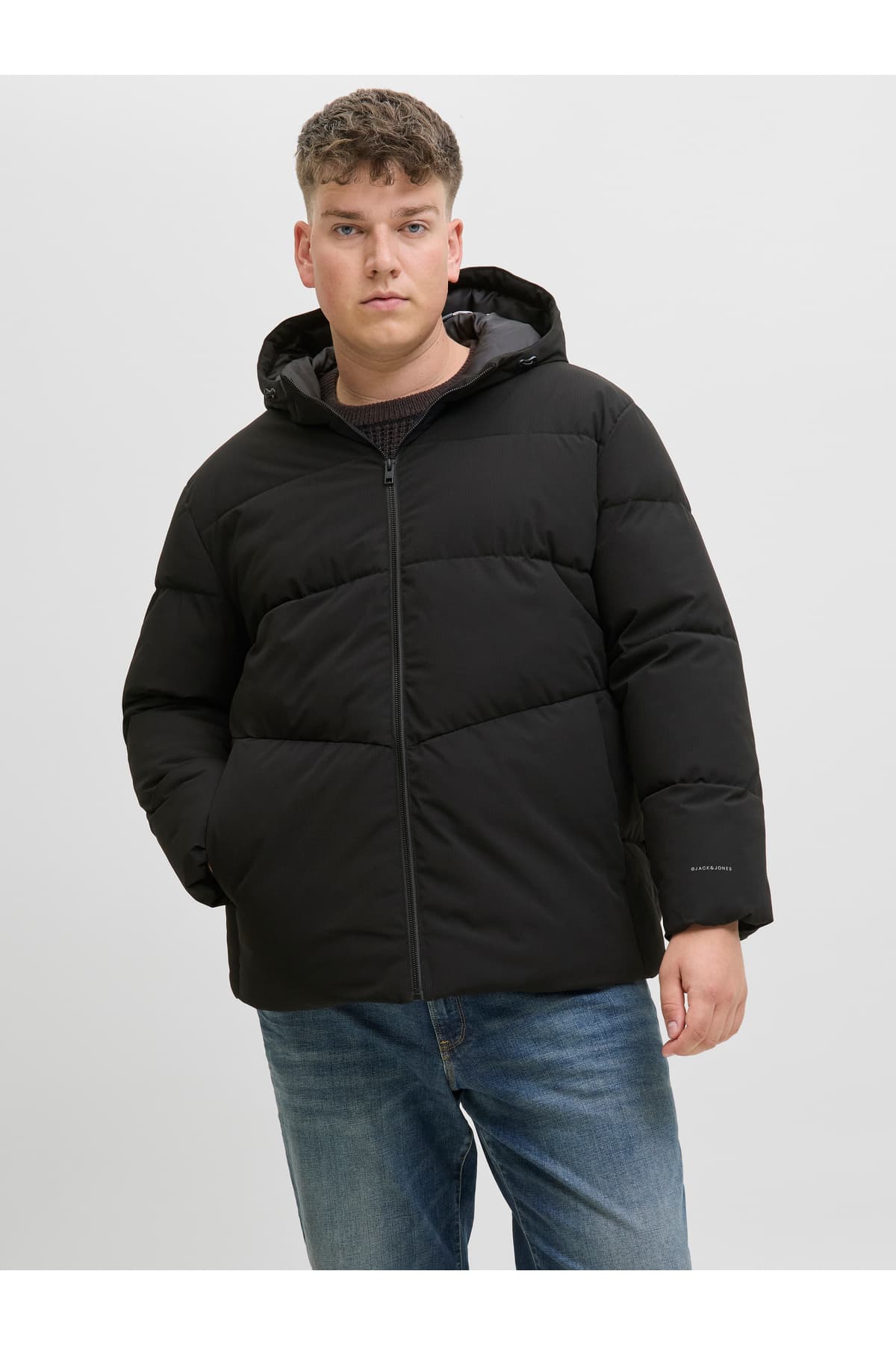 کاپشن پافر مردانه Jack & Jones Jjglobal مشکی سایز بزرگ مدل 12283873-02 کاپشن پافر مردانه Jack & Jones Jjglobal مشکی سایز بزرگ مدل 12283873-02