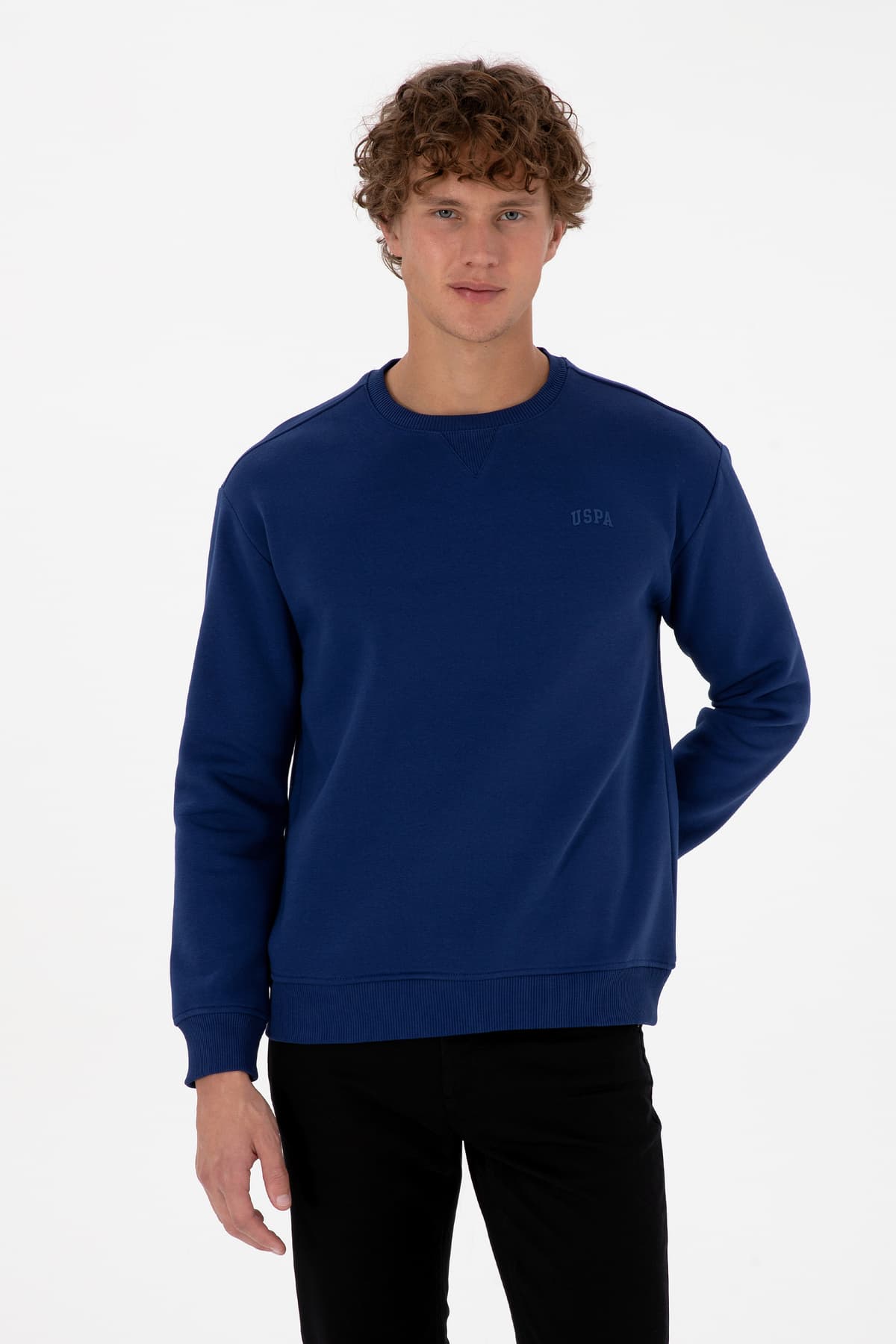 سوئیشرت مردانه U.S. Polo Assn. یقه گرد کامفورت فیت شاردونه نیلی مدل 50313757-VR028 سوئیشرت مردانه U.S. Polo Assn. یقه گرد کامفورت فیت شاردونه نیلی مدل 50313757-VR028