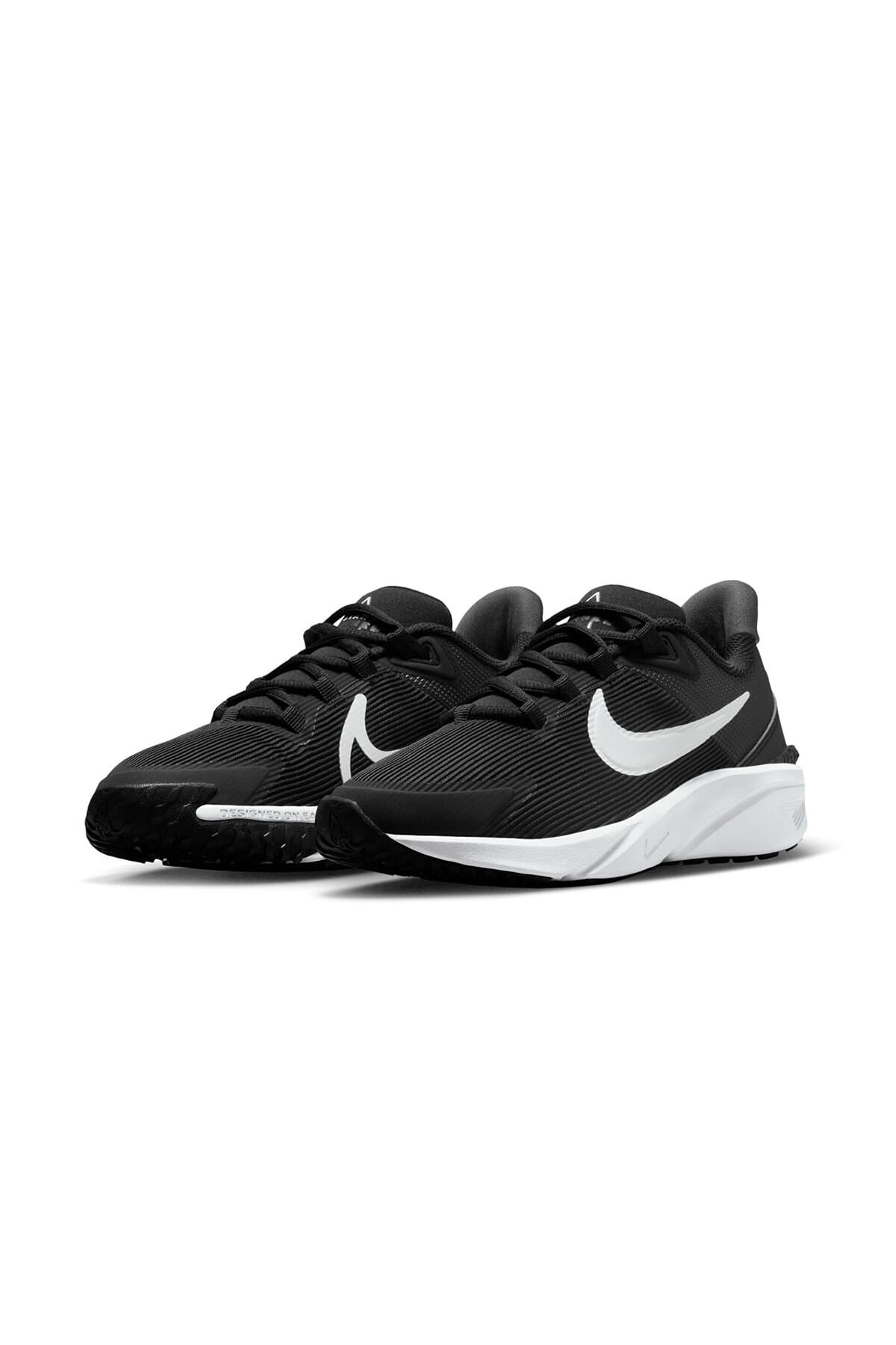کفش دویدن نوجوانه Nike Star Runner 4 GS کفش دویدن نوجوانه Nike Star Runner 4 GS