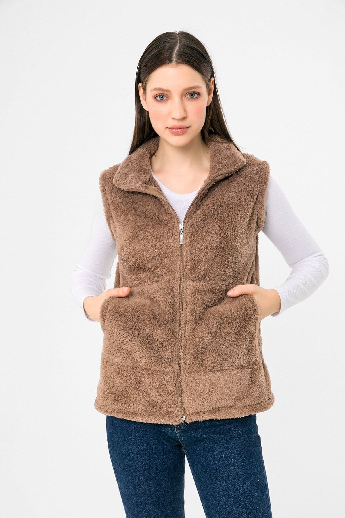 جلیقه زنانه EtkiModa پولیشی یقه ایستاده زیپدار بژ جلیقه زنانه EtkiModa پولیشی یقه ایستاده زیپدار بژ