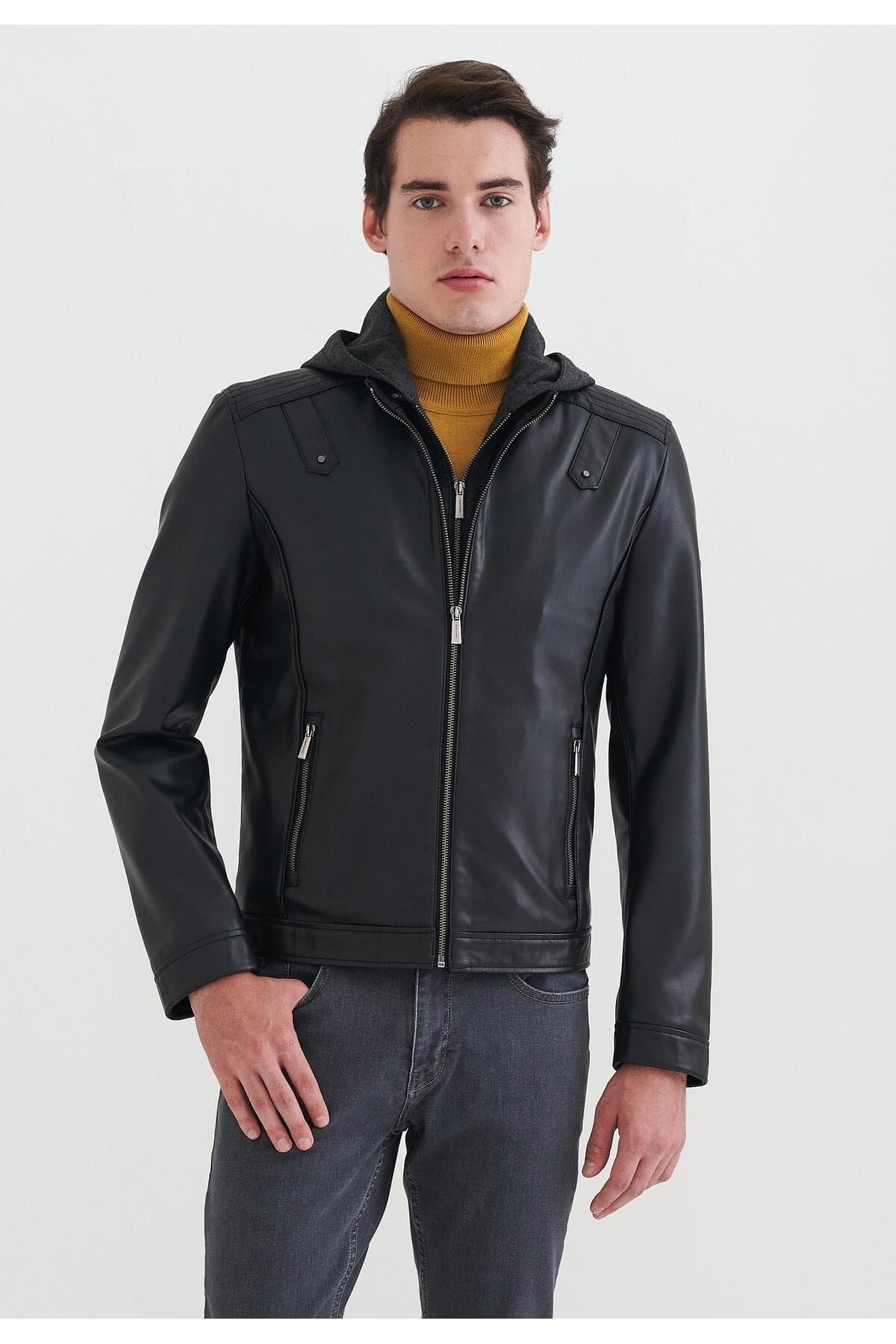 کاپشن مردانه Pierre Cardin چرم مصنوعی کلاهدار مشکی مدل Laurent کاپشن مردانه Pierre Cardin چرم مصنوعی کلاهدار مشکی مدل Laurent