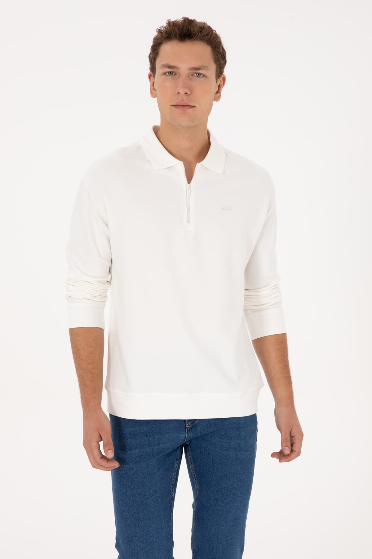 سوئیشرت مردانه U.S. Polo Assn. فیت راحت نیم زیپ سفید مدل 50316484-VR184 سوئیشرت مردانه U.S. Polo Assn. فیت راحت نیم زیپ سفید مدل 50316484-VR184
