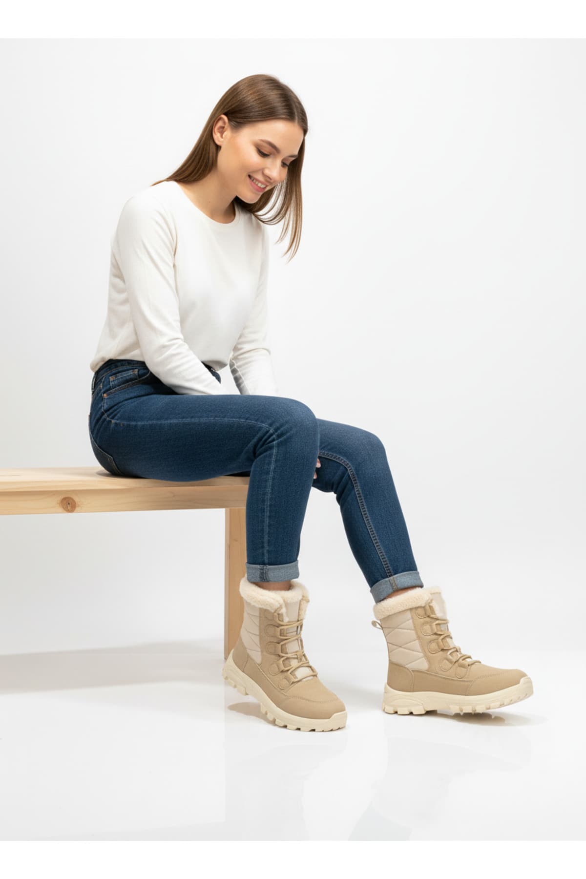 بوت برفی زنانه Runnix Shoes خزدار با کفی حرارتی، زیره ضخیم و ضدآب مدل SNORA بوت برفی زنانه Runnix Shoes خزدار با کفی حرارتی، زیره ضخیم و ضدآب مدل SNORA