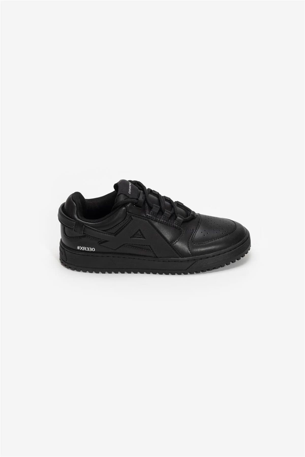 کفش اسنیکر مردانه Emporio Armani مشکی کفش اسنیکر مردانه Emporio Armani مشکی