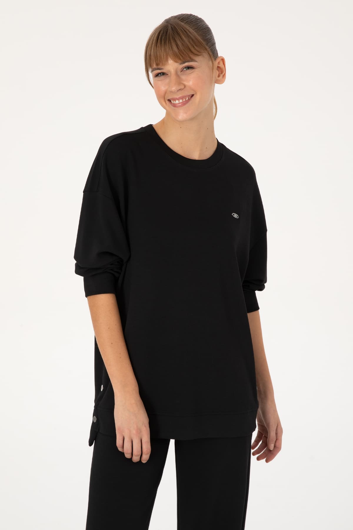 سوئیشرت زنانه U.S. Polo Assn. مشکی یقه گرد مدل 50314194-VR046 سوئیشرت زنانه U.S. Polo Assn. مشکی یقه گرد مدل 50314194-VR046