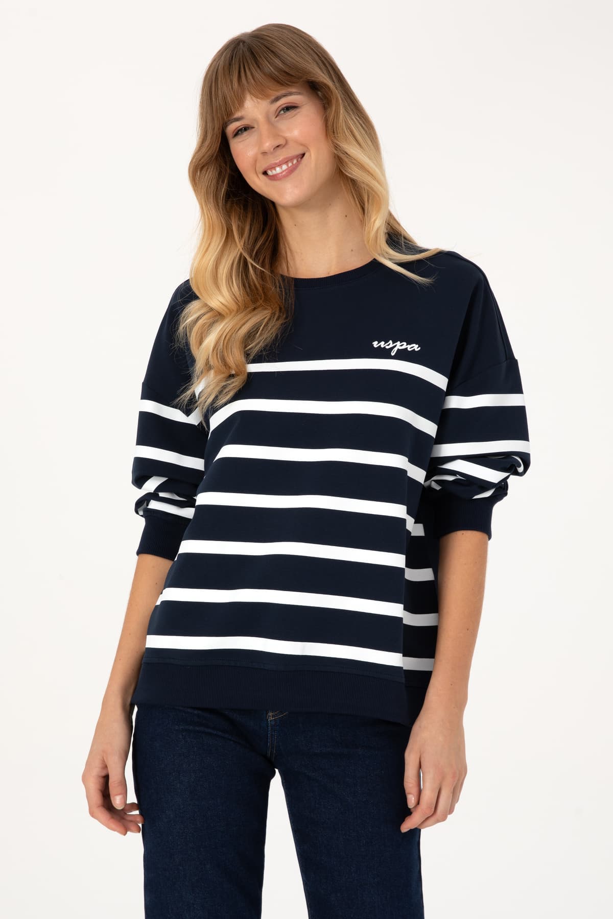 سوئیشرت زنانه U.S. Polo Assn. سرمهای راهراه یقه گرد مدل 50313572-VR033 سوئیشرت زنانه U.S. Polo Assn. سرمهای راهراه یقه گرد مدل 50313572-VR033