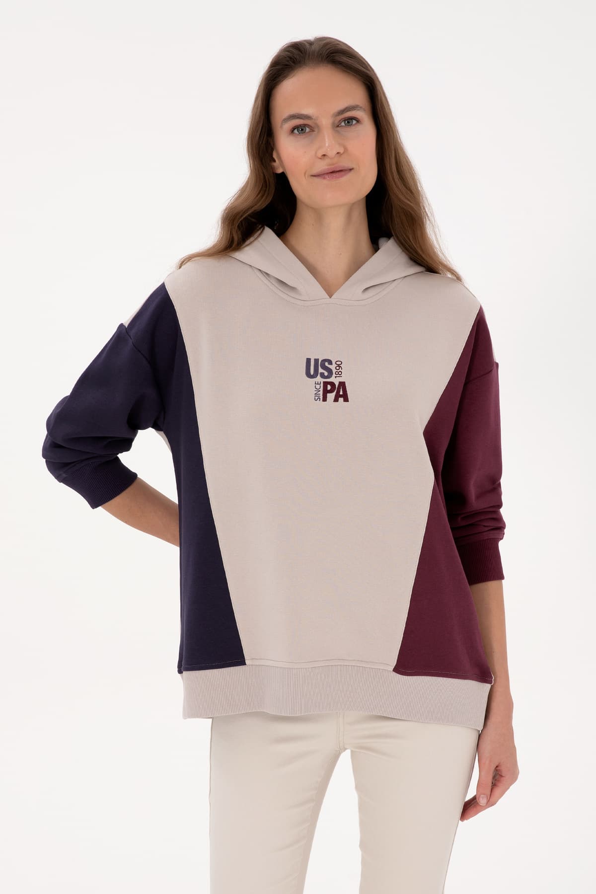 سویشرت زنانه U.S. Polo Assn. کاپوشندار سنگی مدل 50313585-VR049 سویشرت زنانه U.S. Polo Assn. کاپوشندار سنگی مدل 50313585-VR049