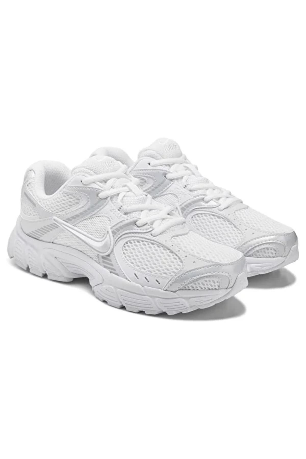 کفش Nike روزمره سفید مدل V5 RNR کفش Nike روزمره سفید مدل V5 RNR